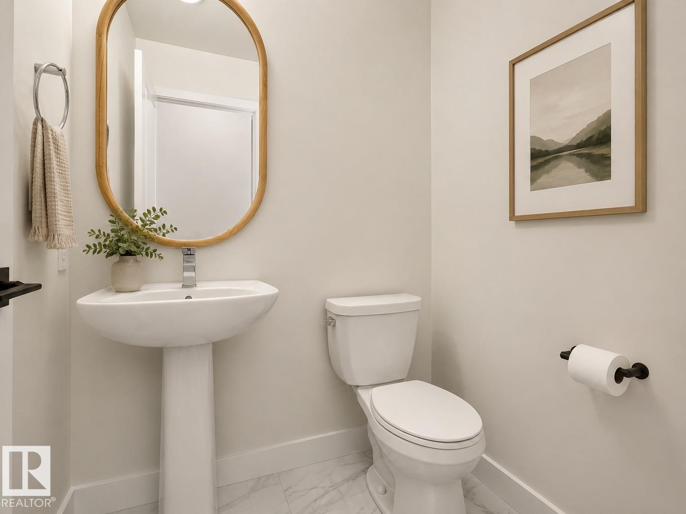 #53 16231 19 Av Sw Property Photo 13