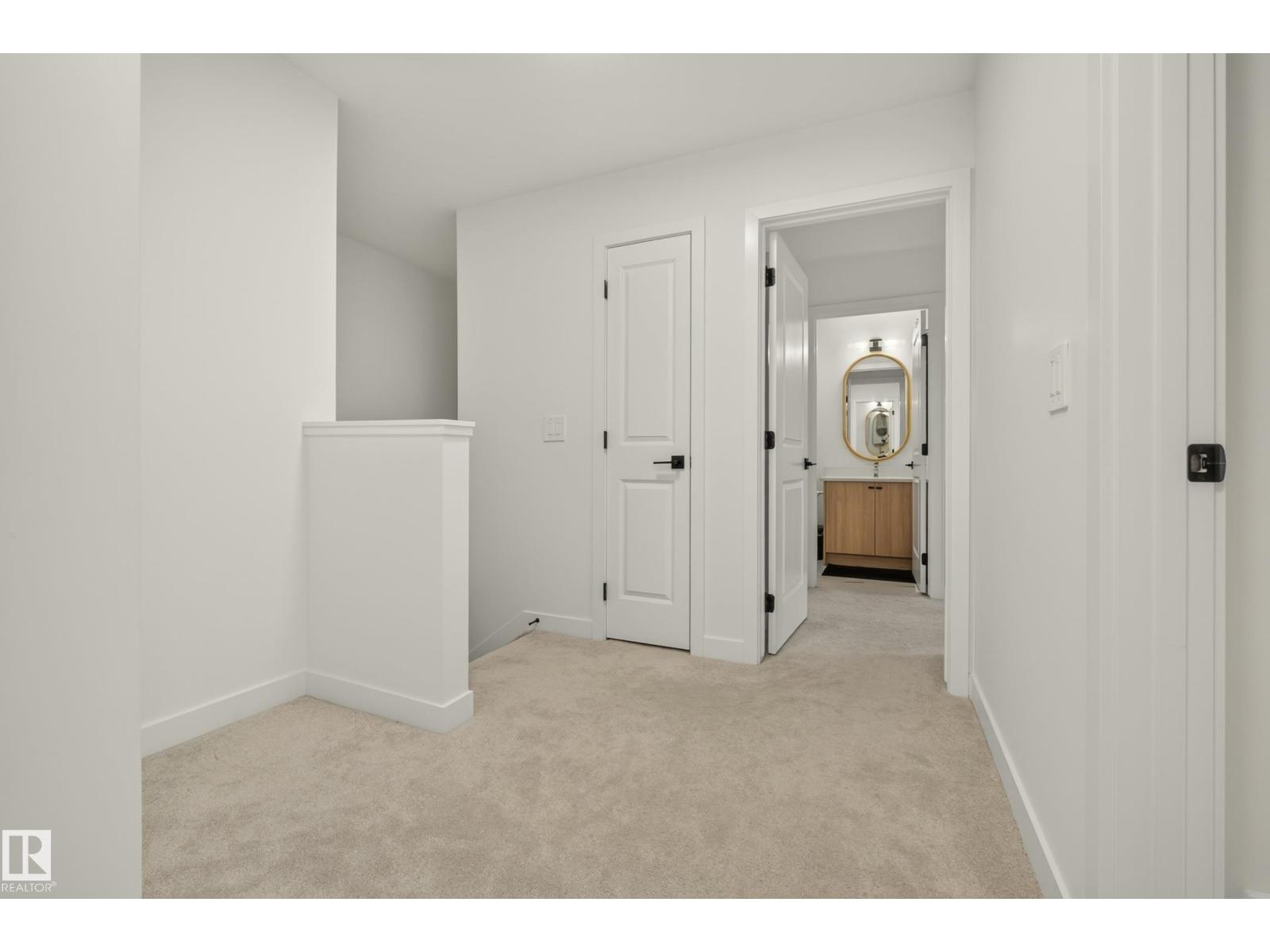 #53 16231 19 Av Sw Property Photo 14