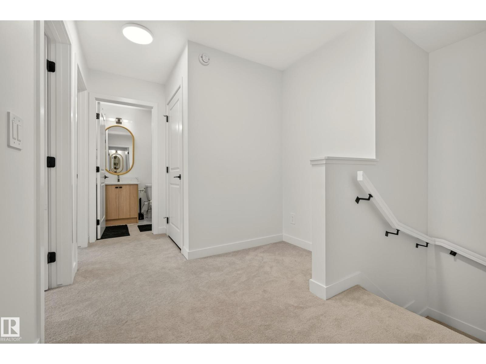 #53 16231 19 Av Sw Property Photo 21