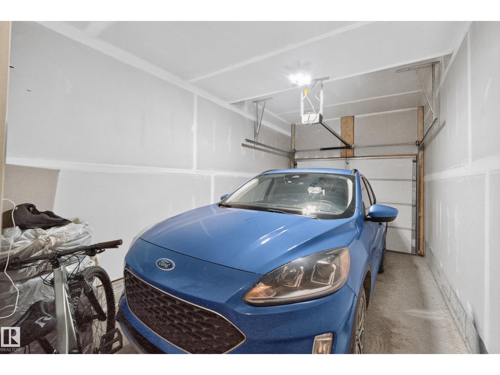 #53 16231 19 Av Sw Property Photo 27