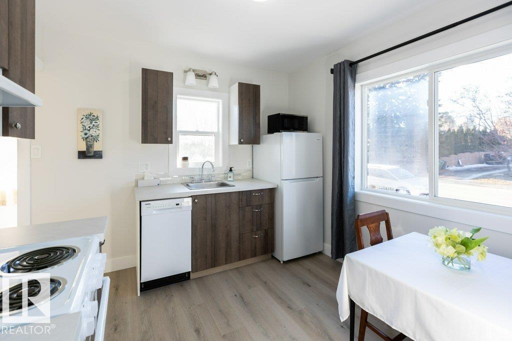 10123 104 St Property Photo 11