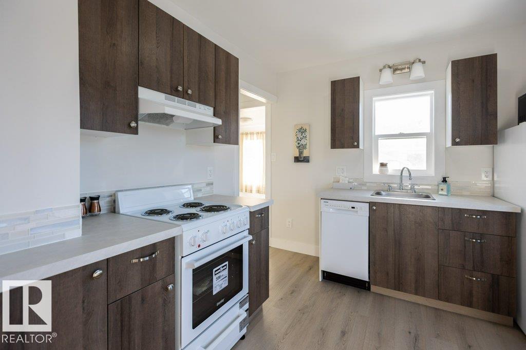 10123 104 St Property Photo 12
