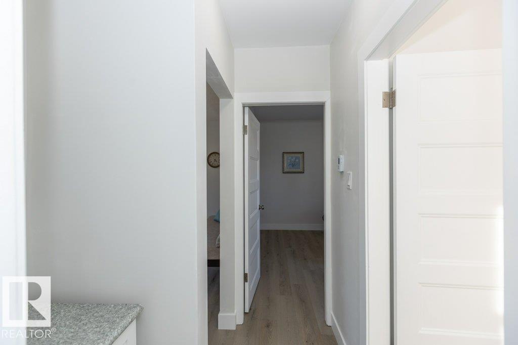 10123 104 St Property Photo 19