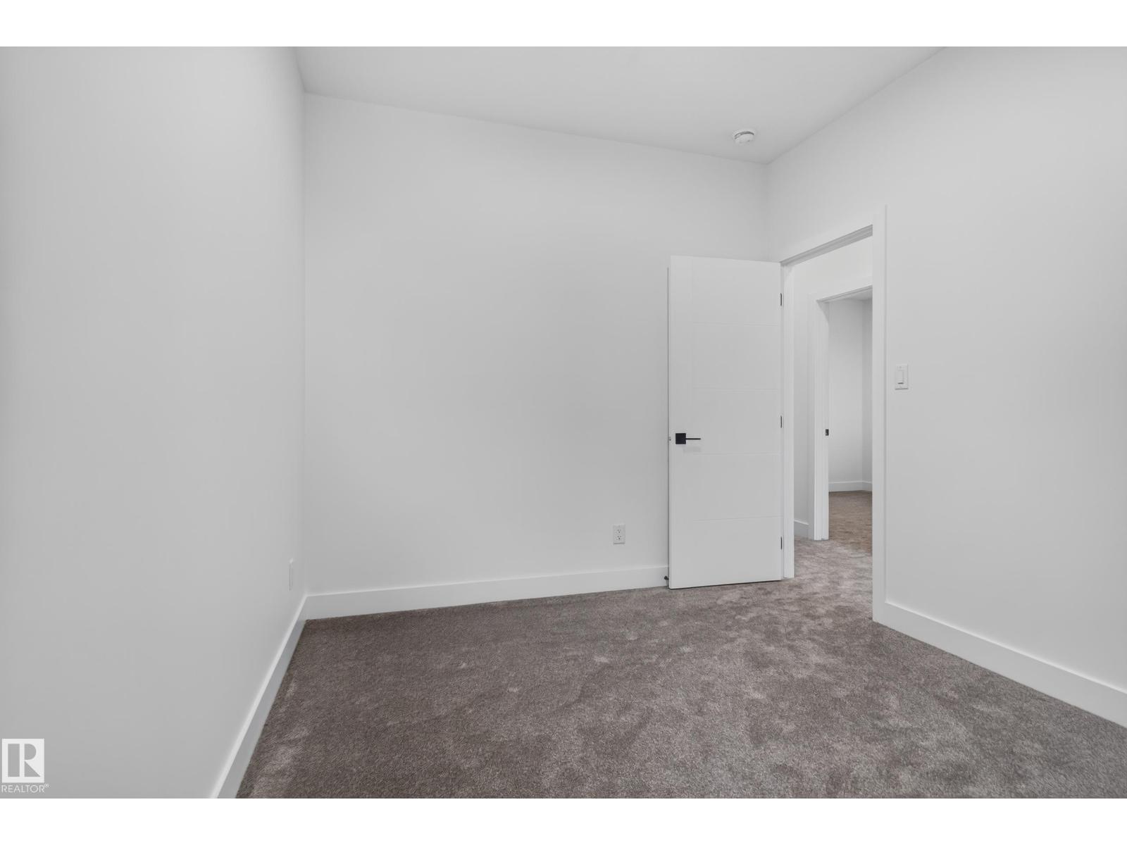 182 Elliott Wd Property Photo 41