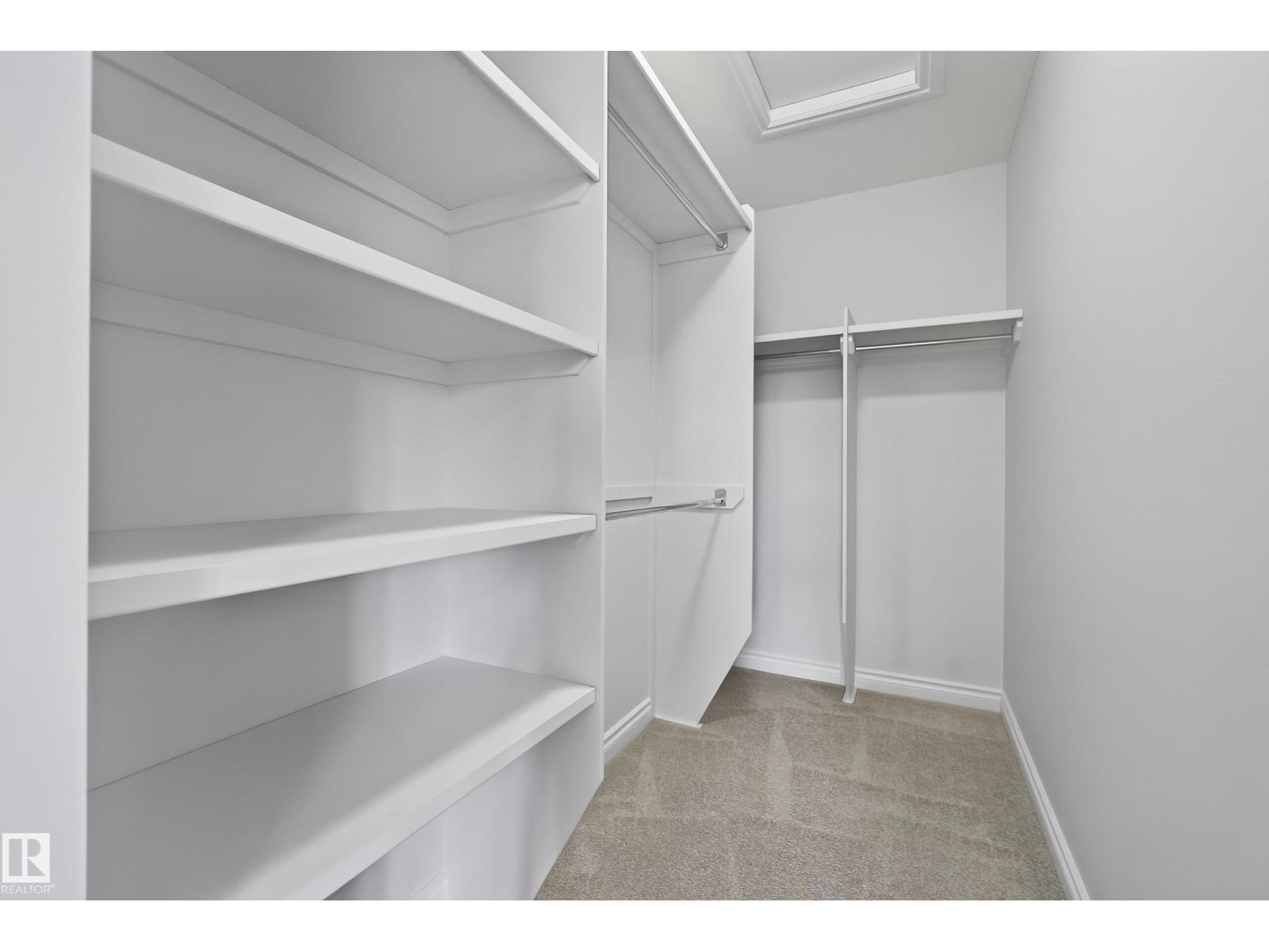 15852 10 Av Sw Property Photo 33