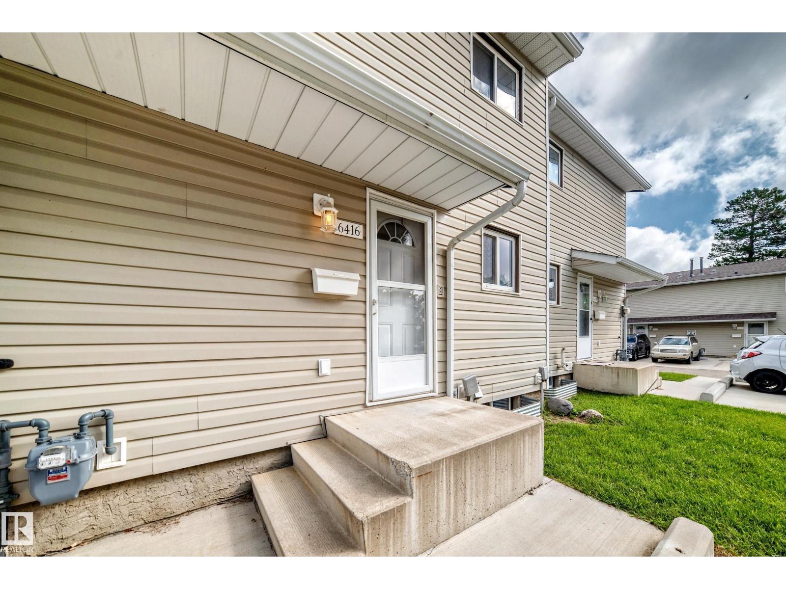 6416 180 ST NW Property Photo 1