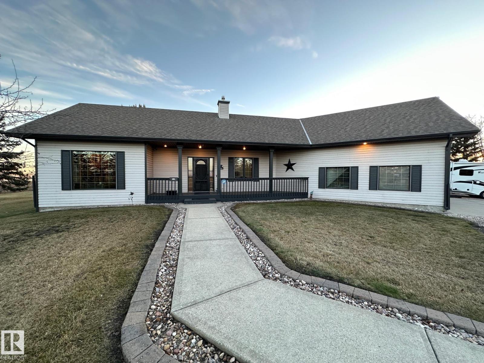 27519 79 Av Property Photo 12