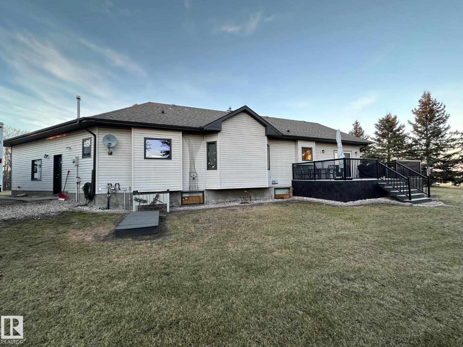 27519 79 Av Property Photo 14