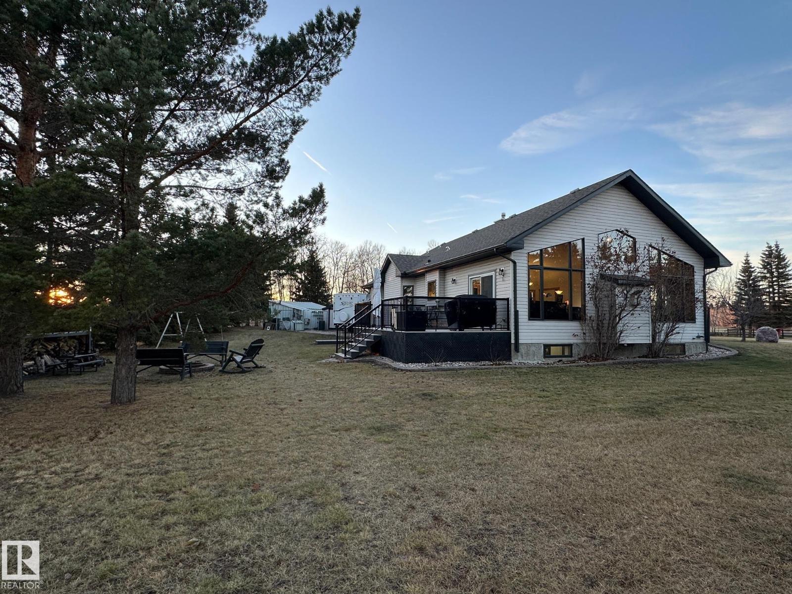 27519 79 Av Property Photo 15