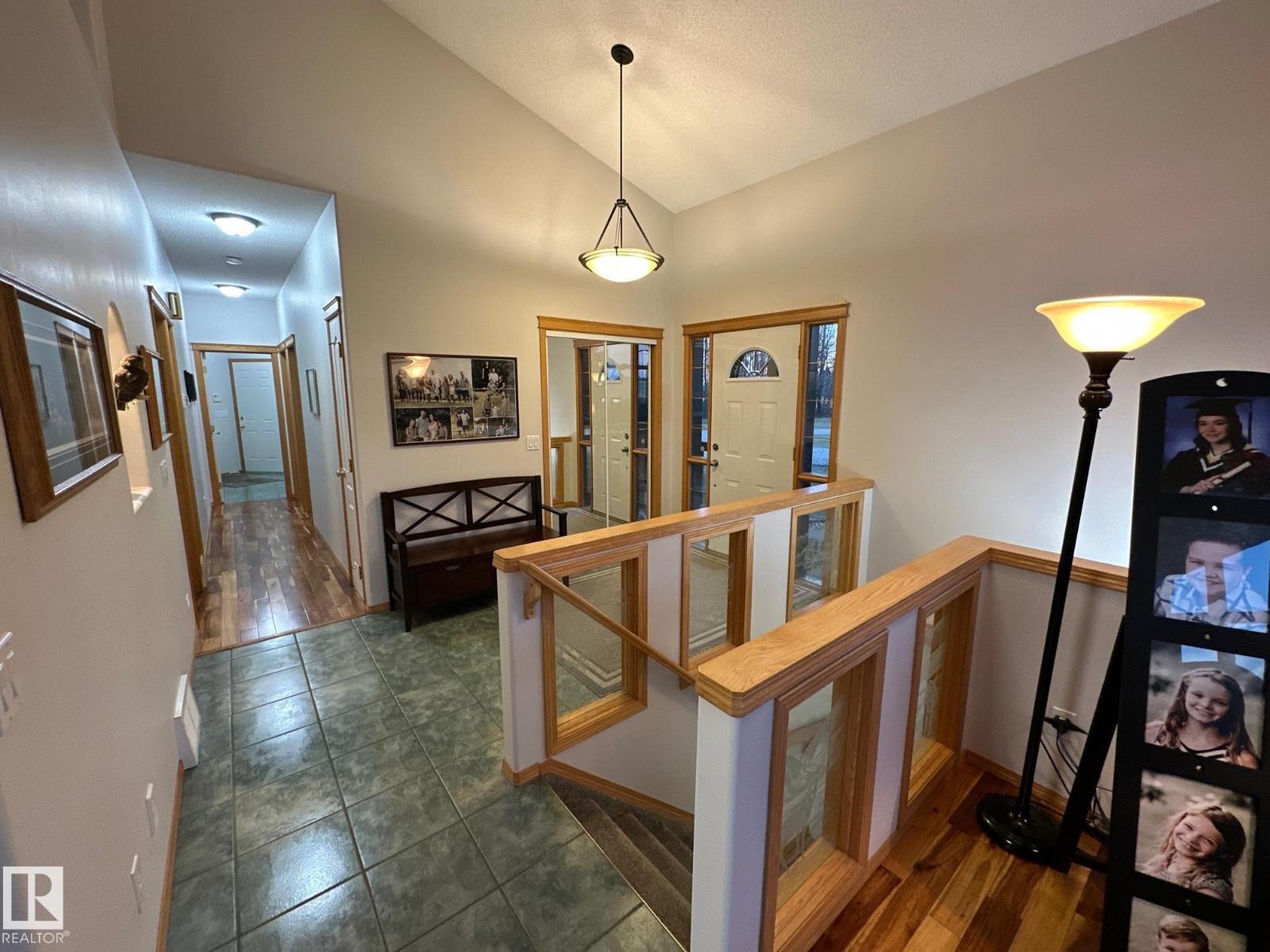 27519 79 Av Property Photo 38