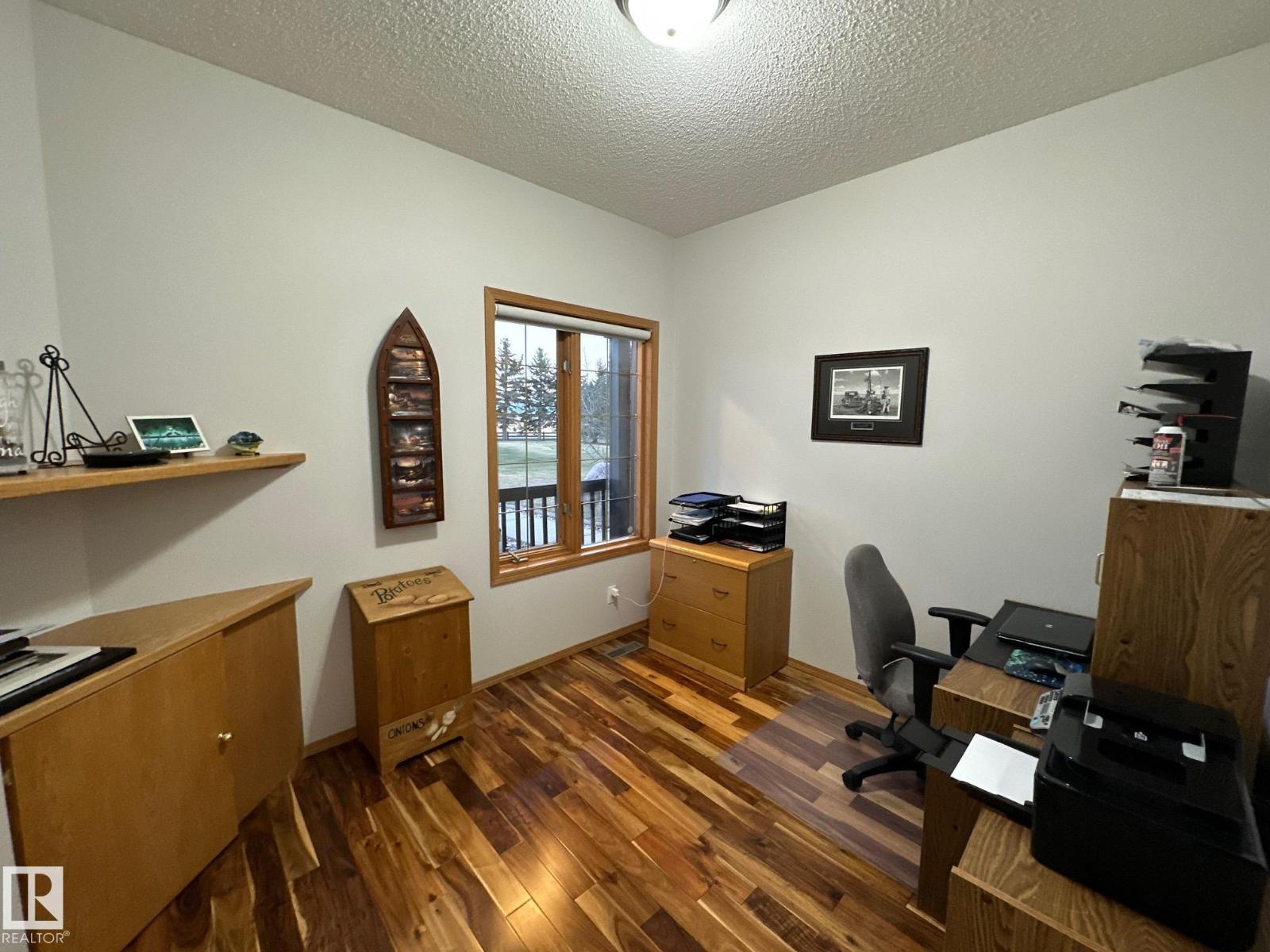 27519 79 Av Property Photo 47