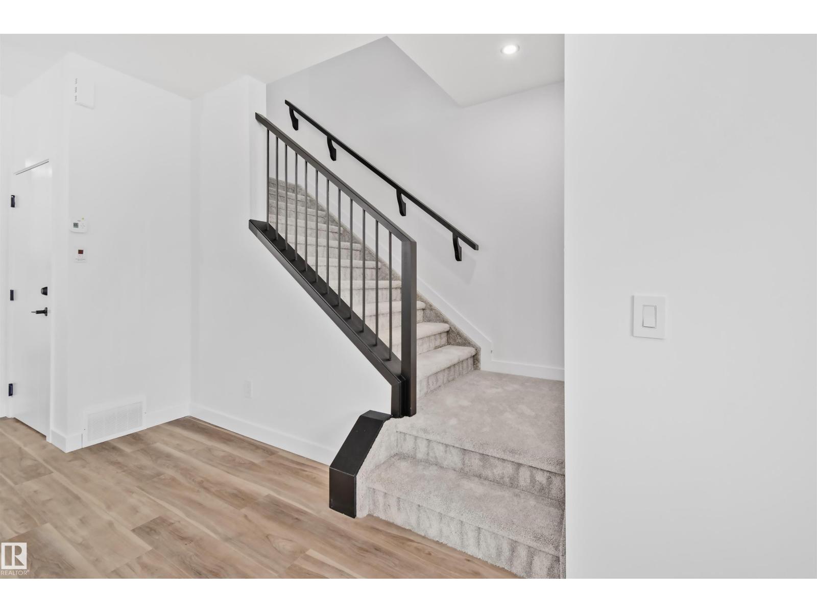 324 Roberts Wd Property Photo 17