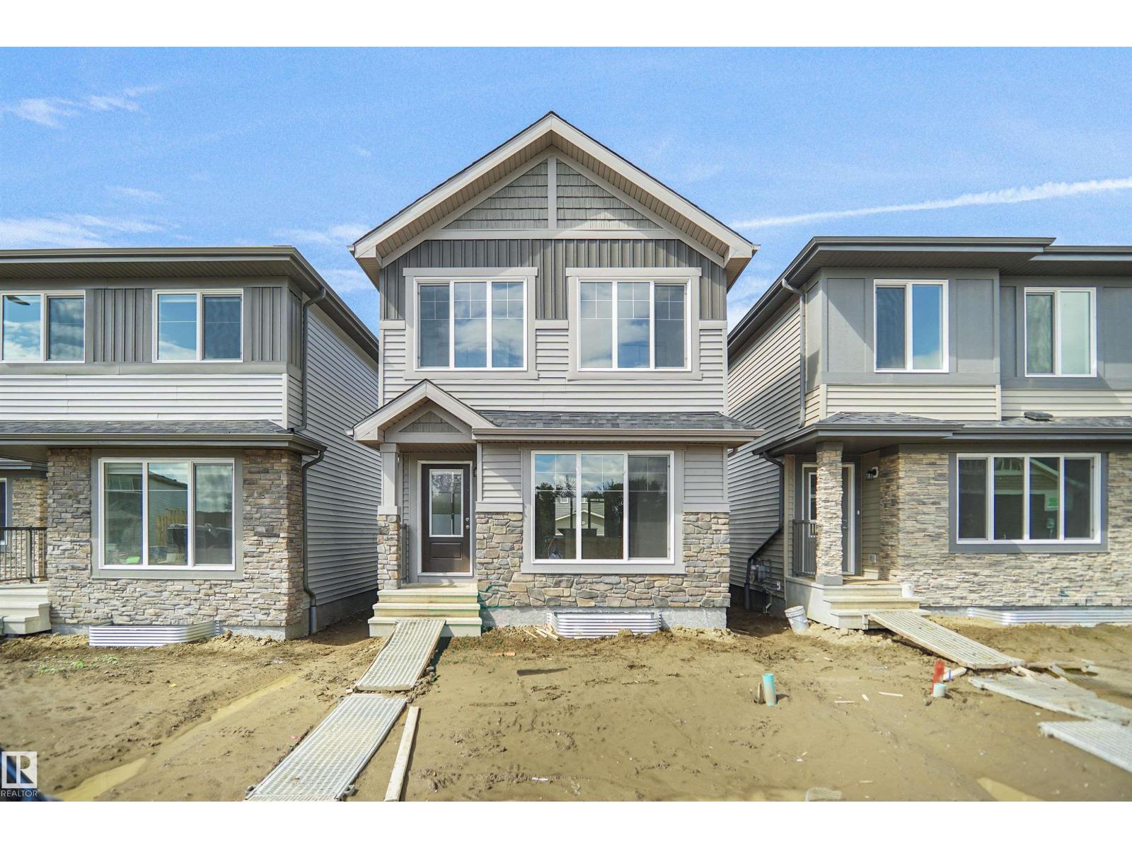 20847 16 AV NW Property Photo 1
