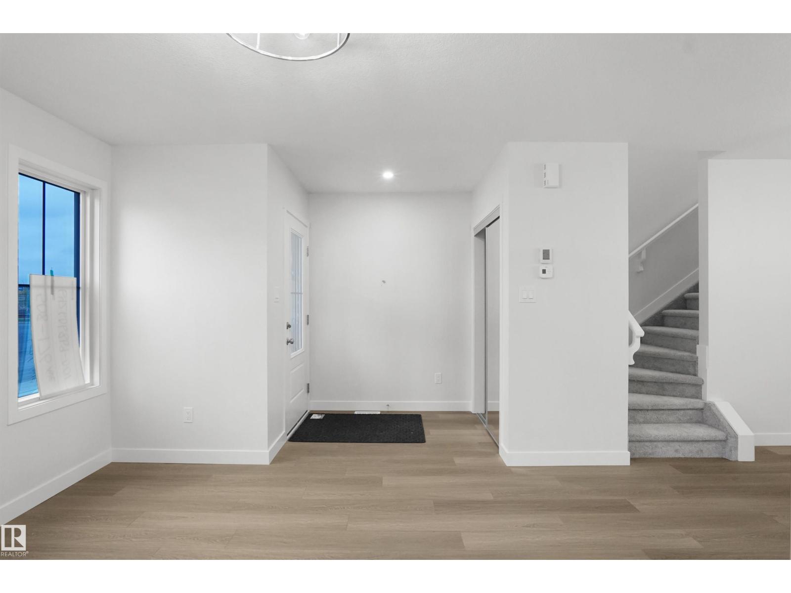508 176 Av Ne Property Photo 4