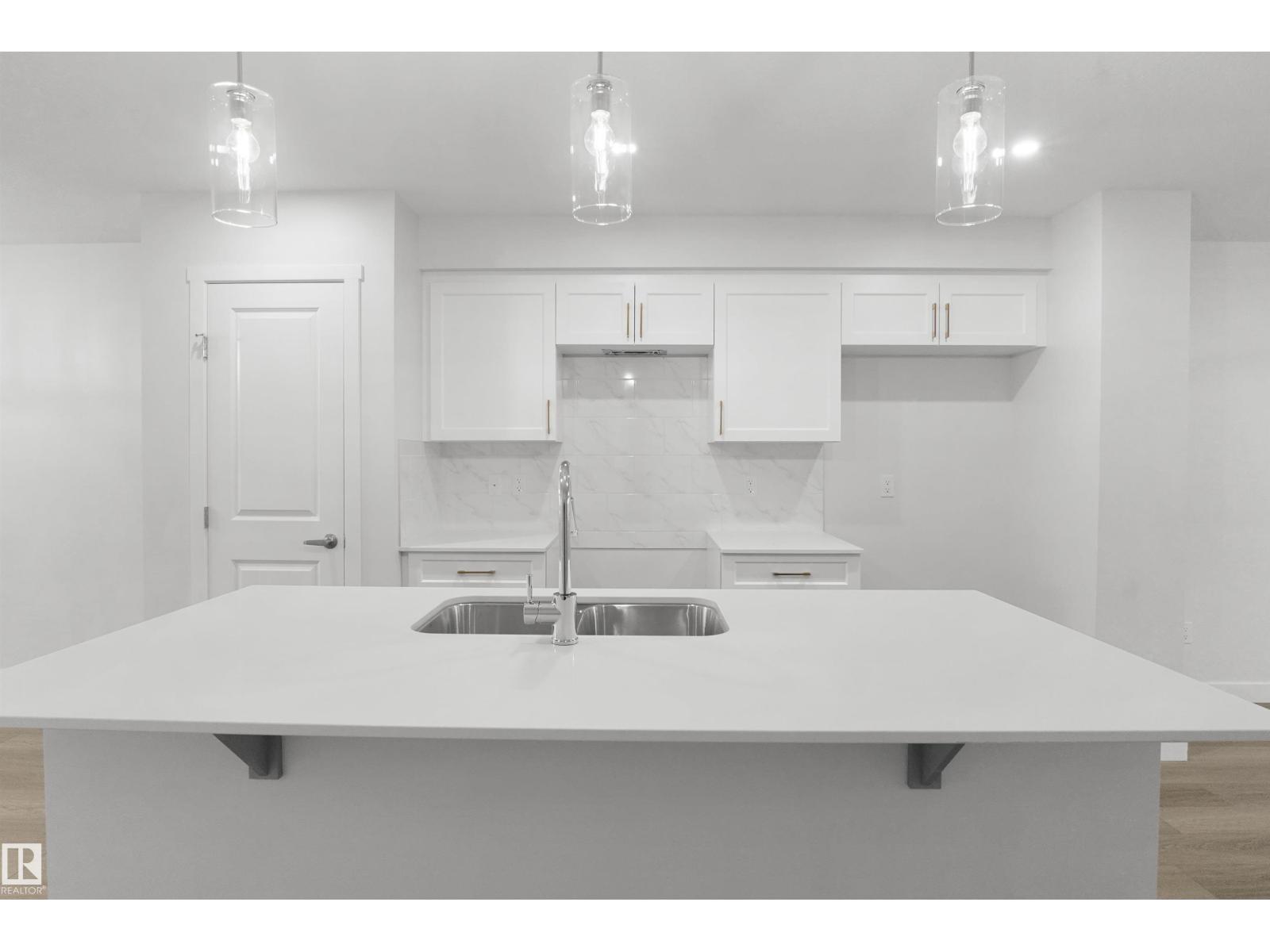 508 176 Av Ne Property Photo 12