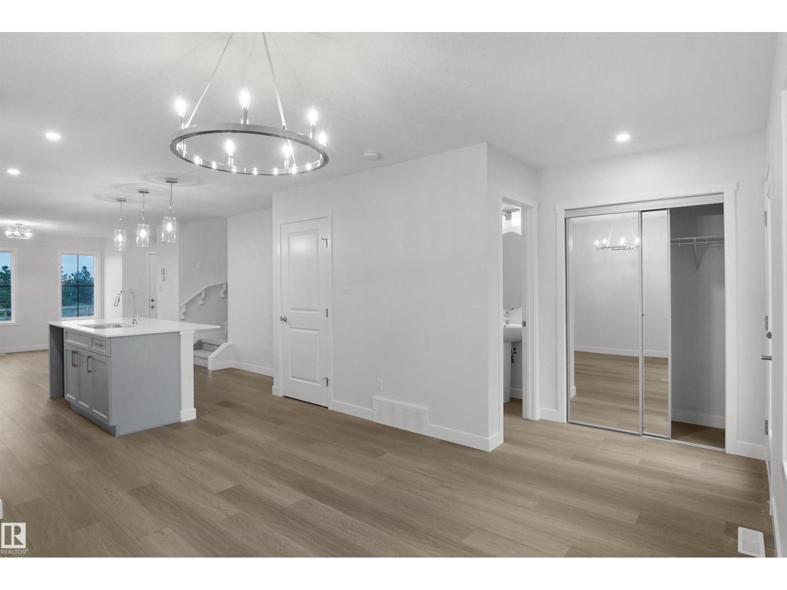508 176 Av Ne Property Photo 15