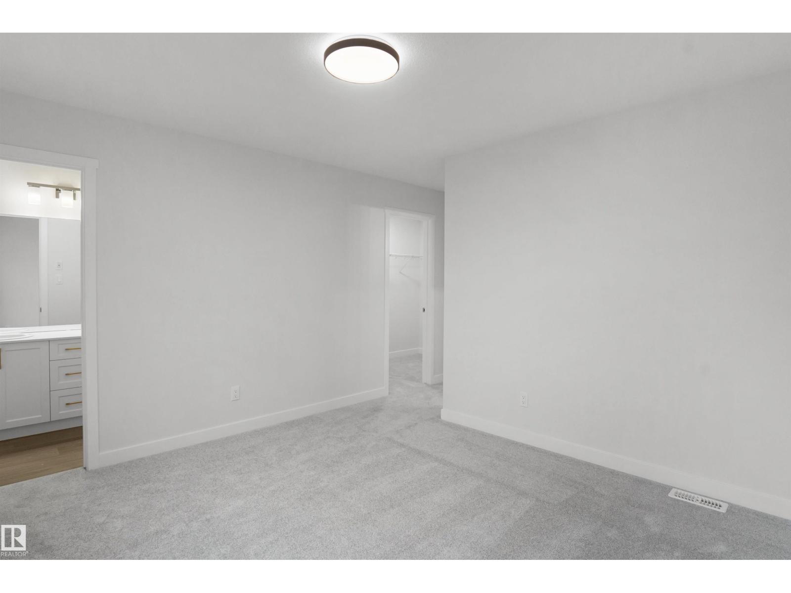 508 176 Av Ne Property Photo 21