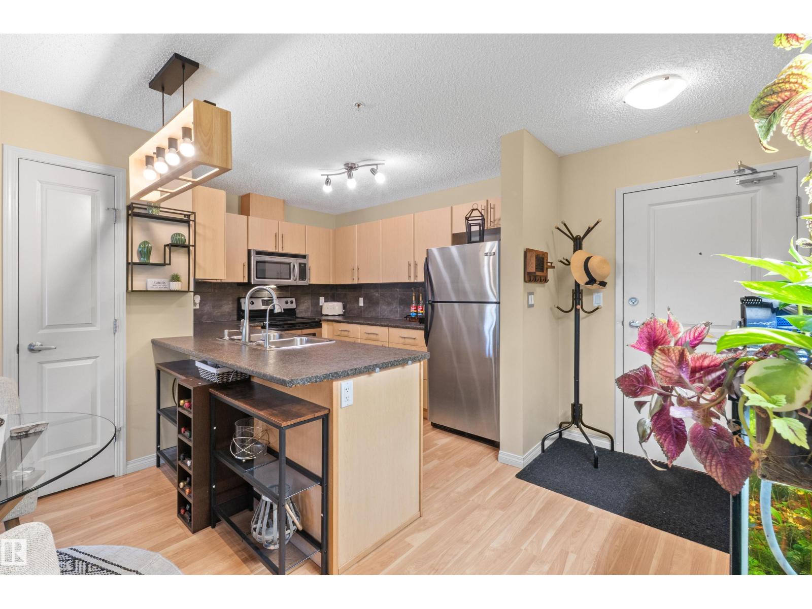 #209 103 Ambleside Drive Sw Property Photo 11