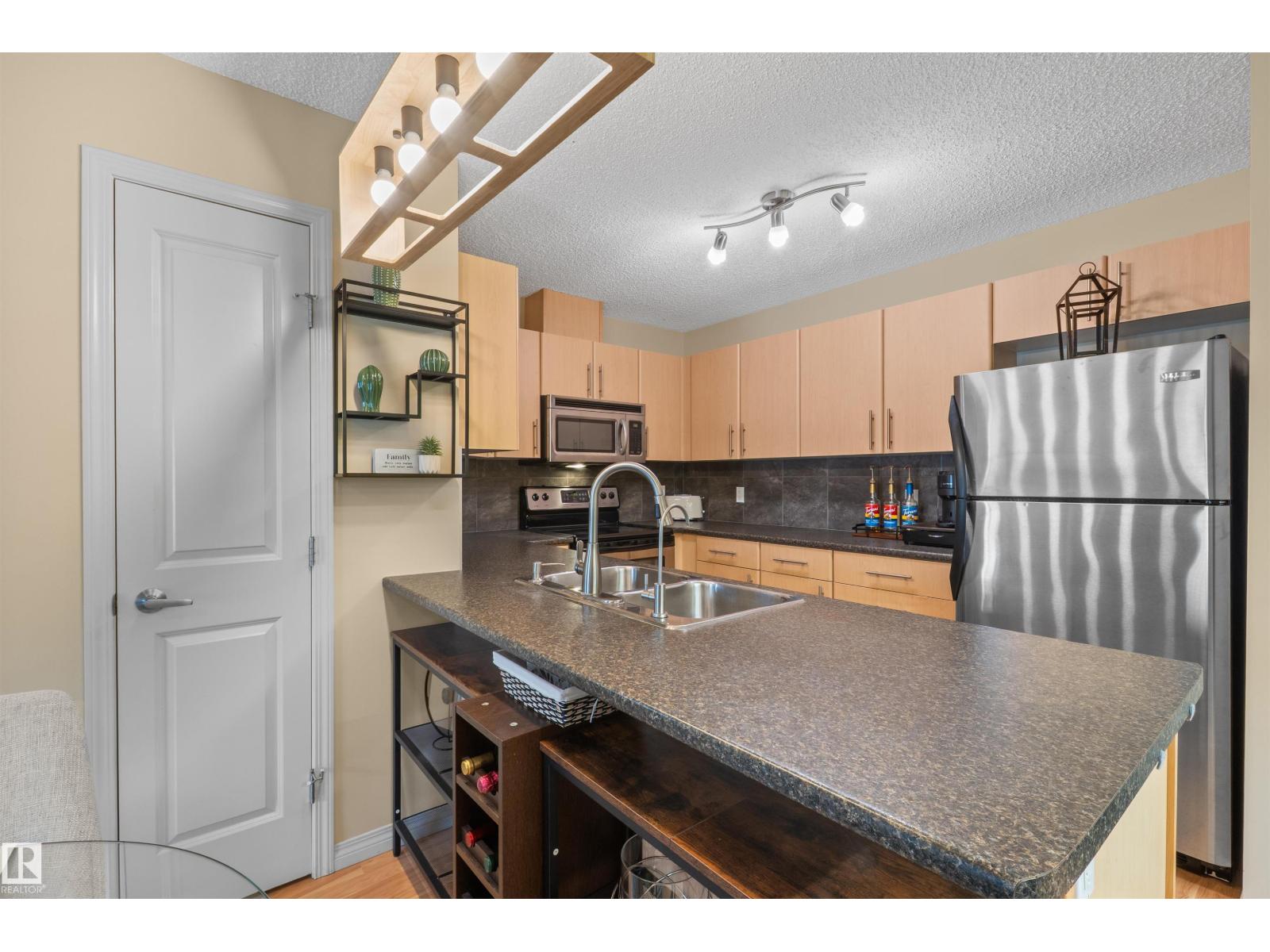 #209 103 Ambleside Drive Sw Property Photo 13