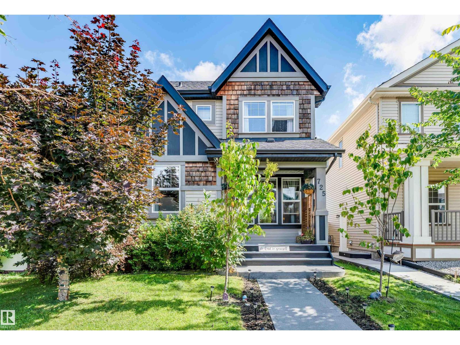 725 SECORD BV NW Property Photo 1
