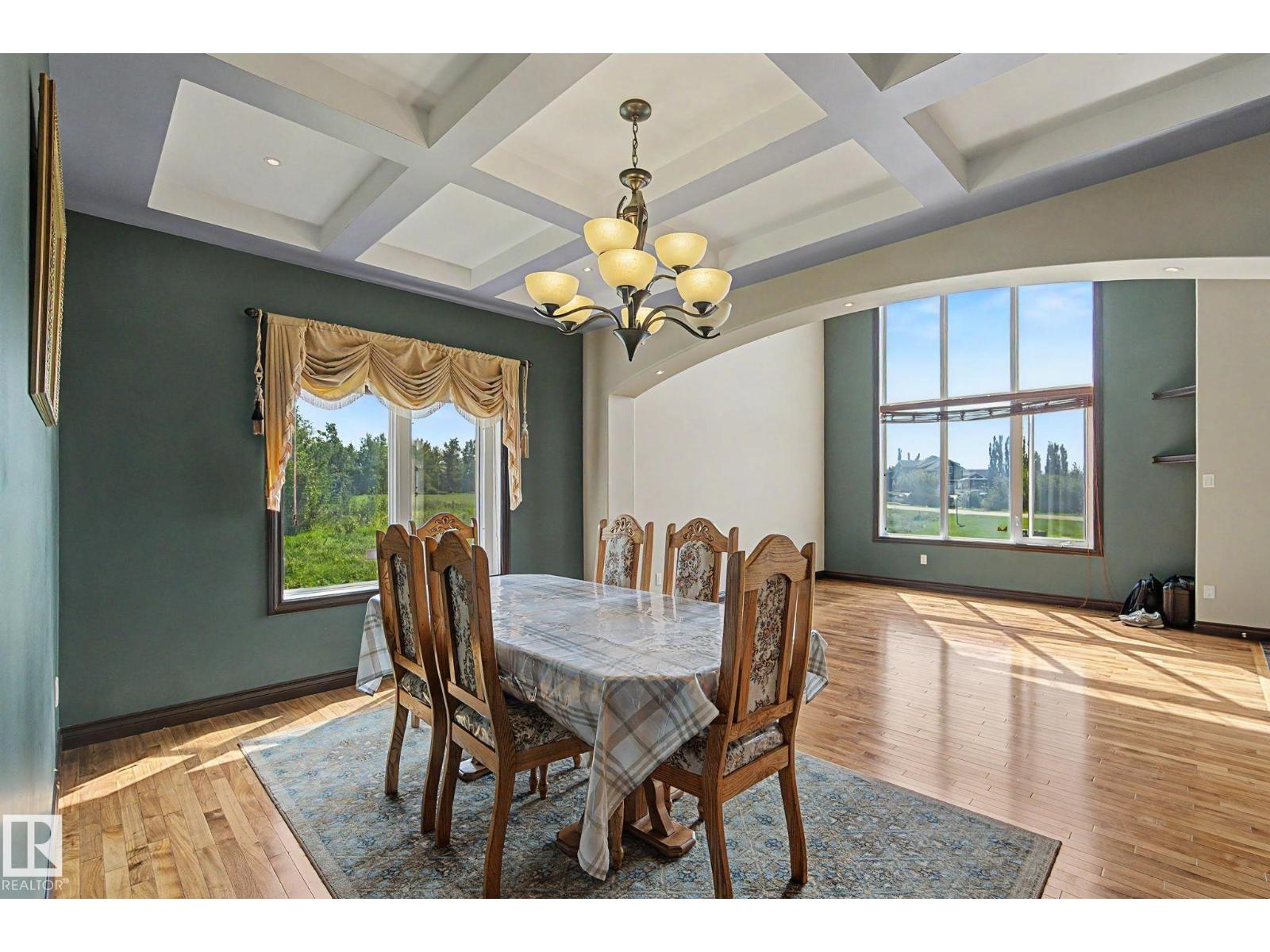 7245 2 St Sw Property Photo 10