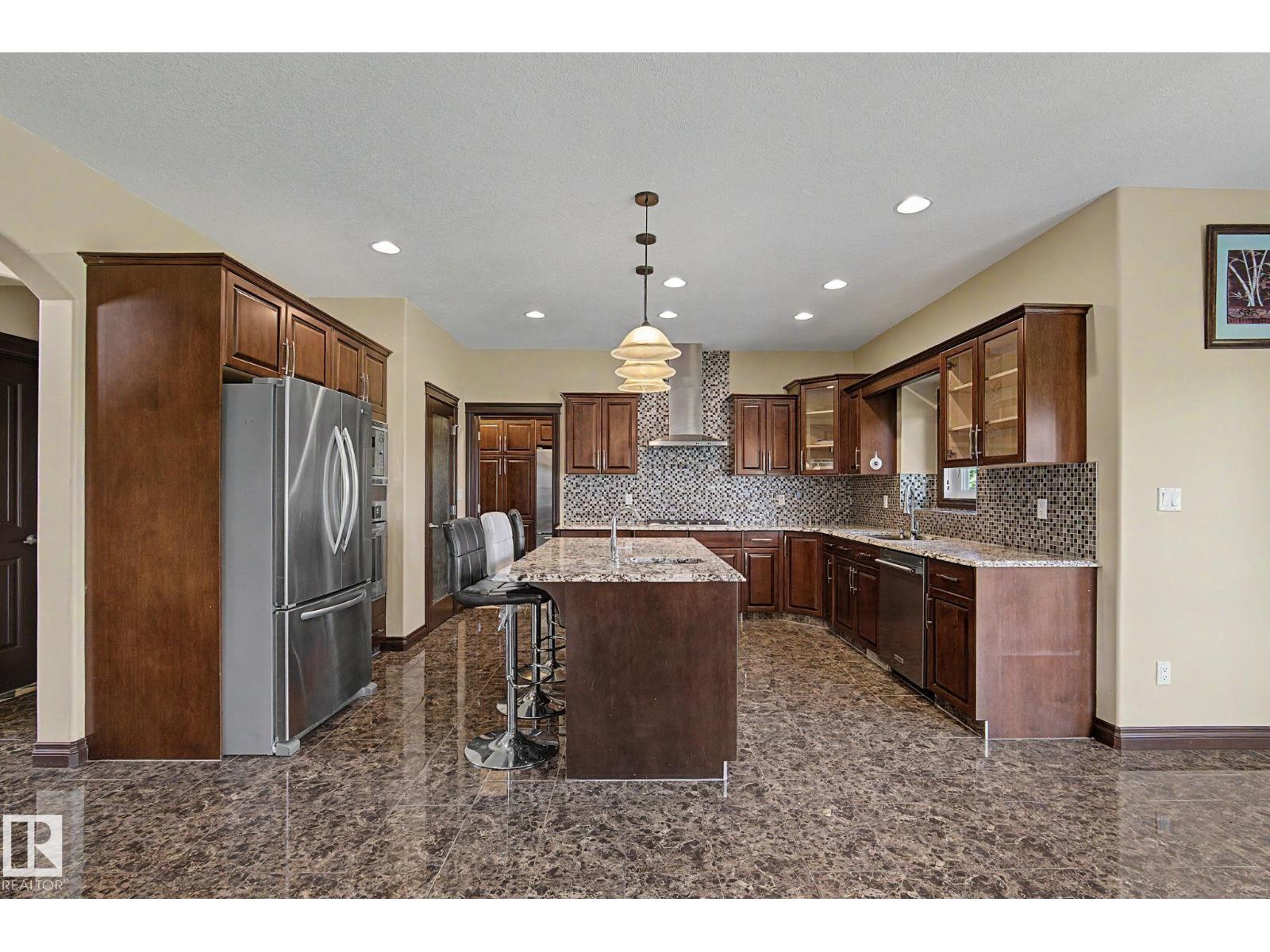7245 2 St Sw Property Photo 15