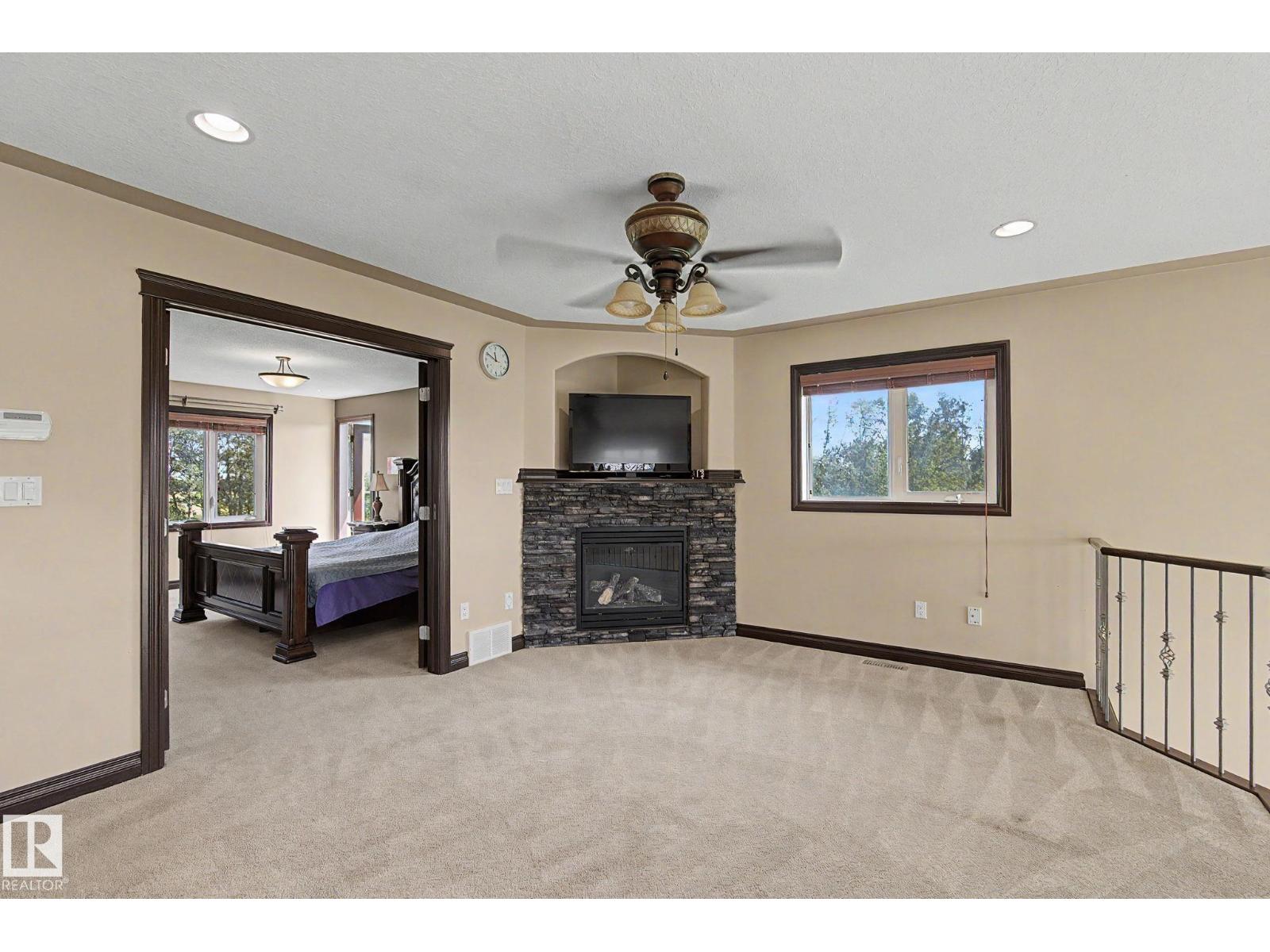 7245 2 St Sw Property Photo 28