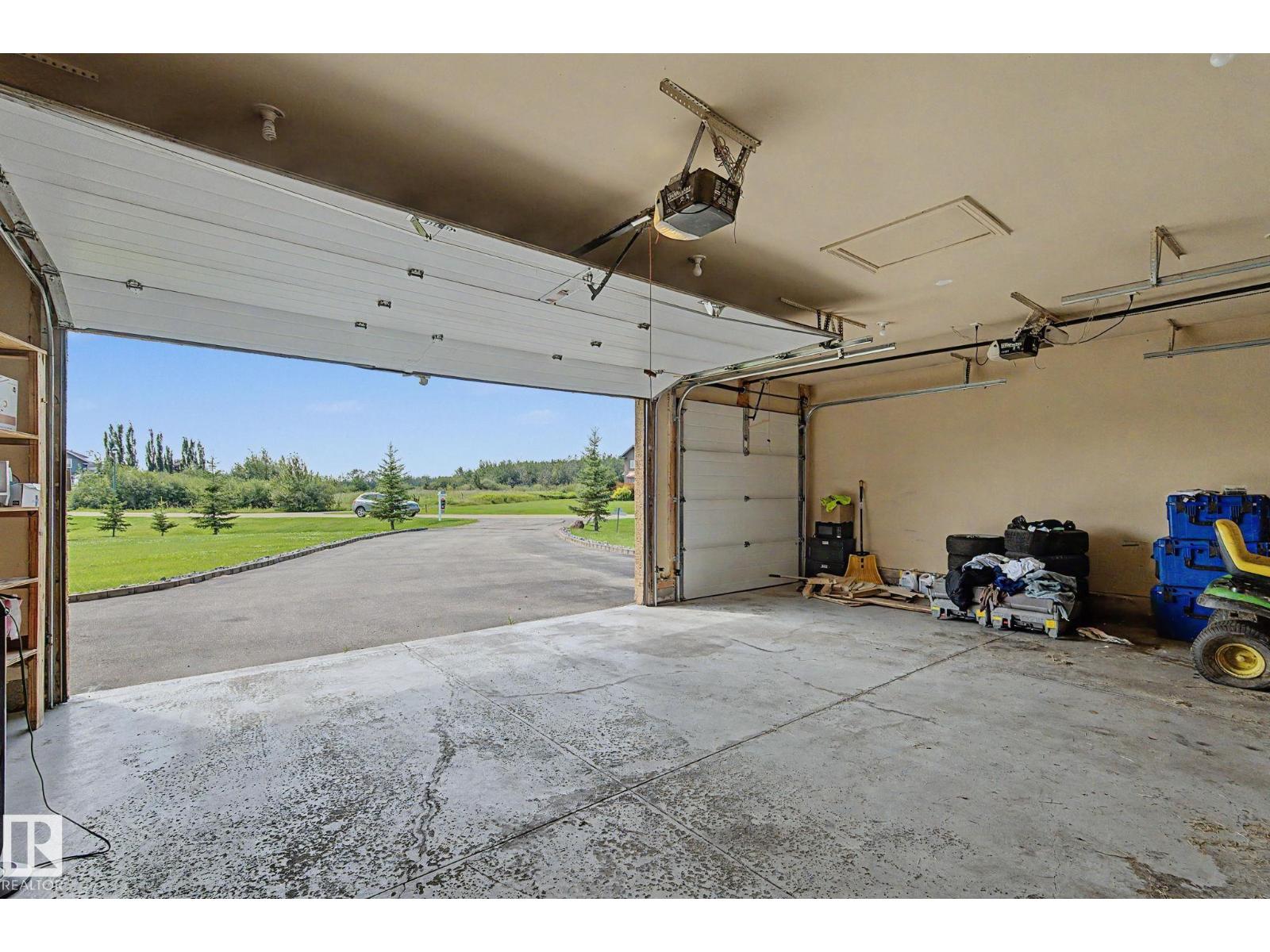 7245 2 St Sw Property Photo 59