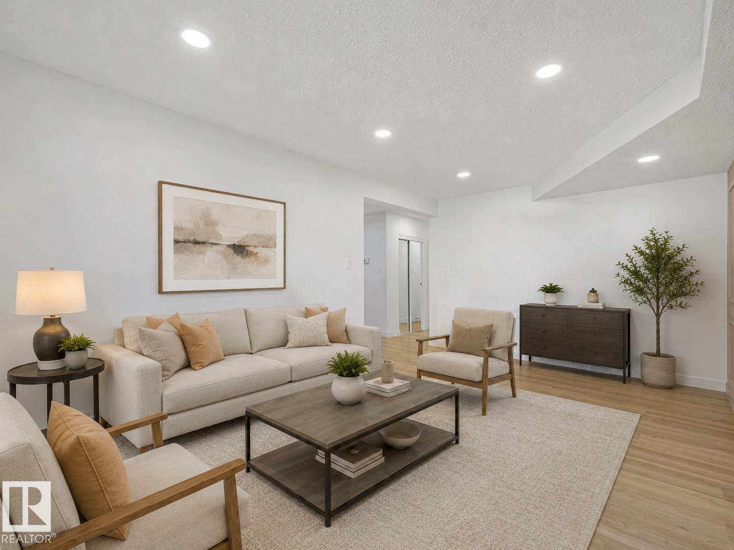 14225 32 St Nw Property Photo 9