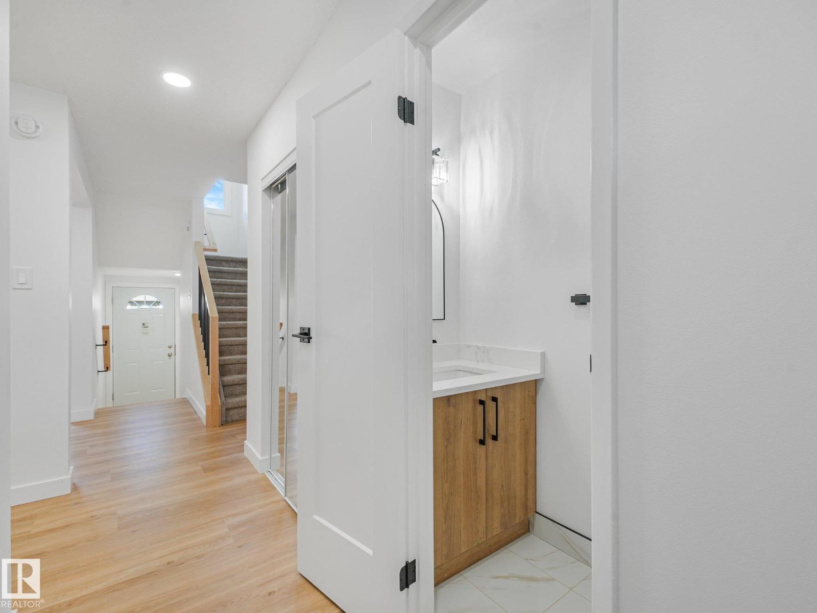 14225 32 St Nw Property Photo 10