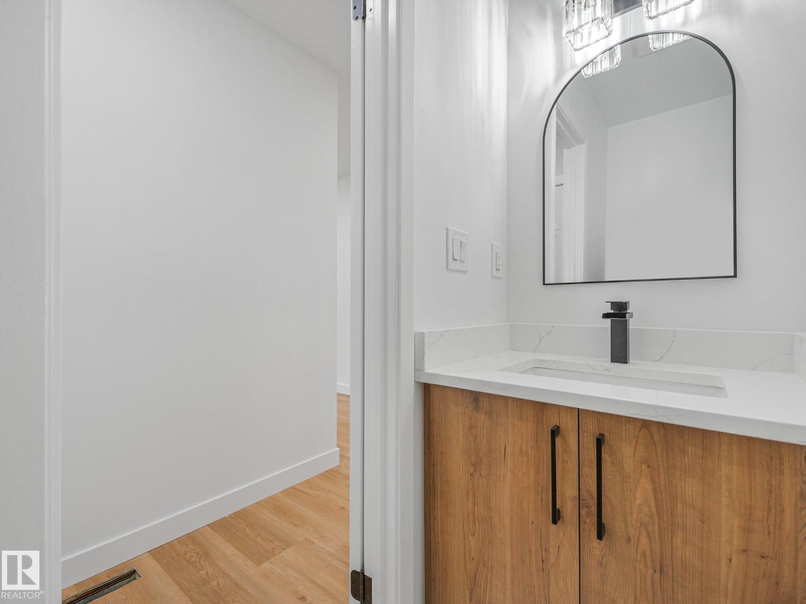 14225 32 St Nw Property Photo 11