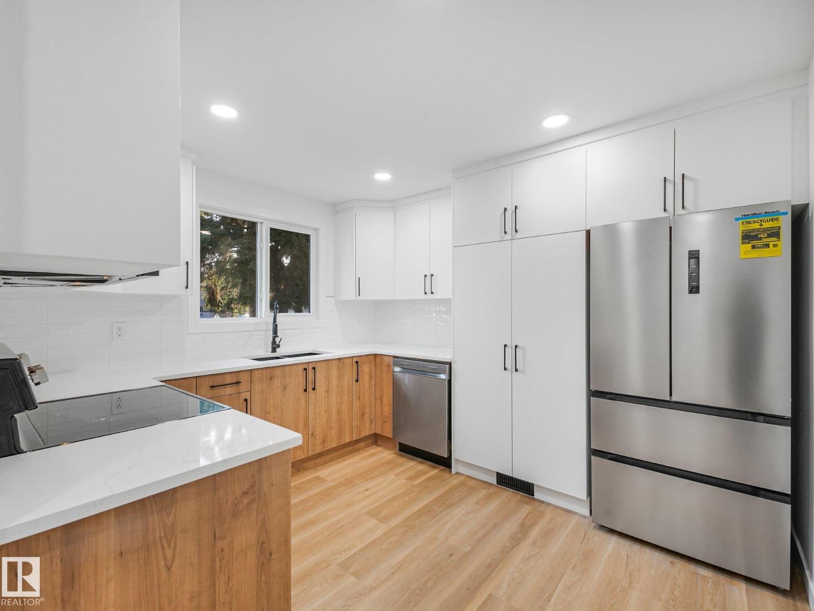 14225 32 St Nw Property Photo 15