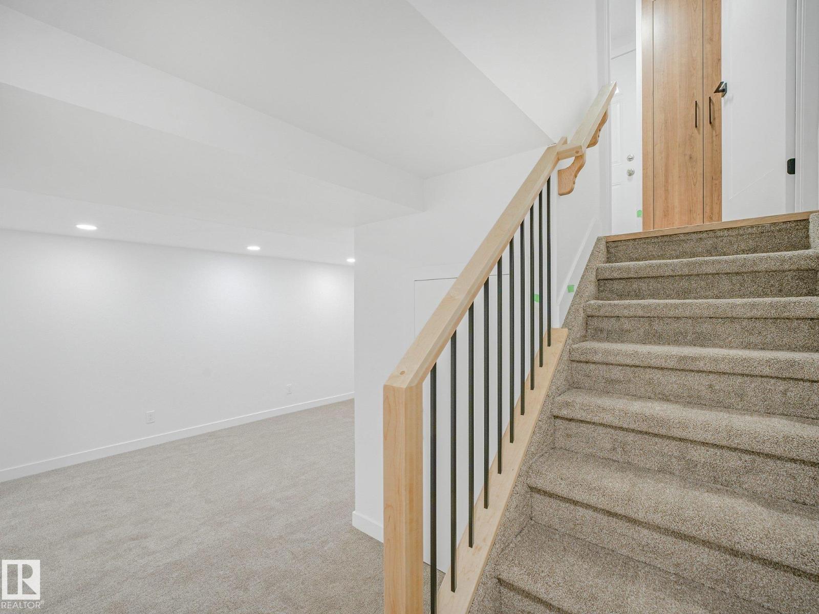14225 32 St Nw Property Photo 28
