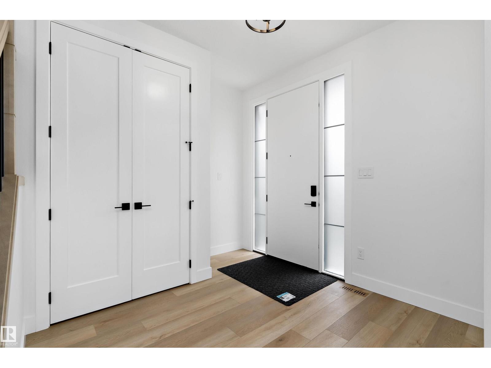 14512 86 Av Nw Property Photo 4