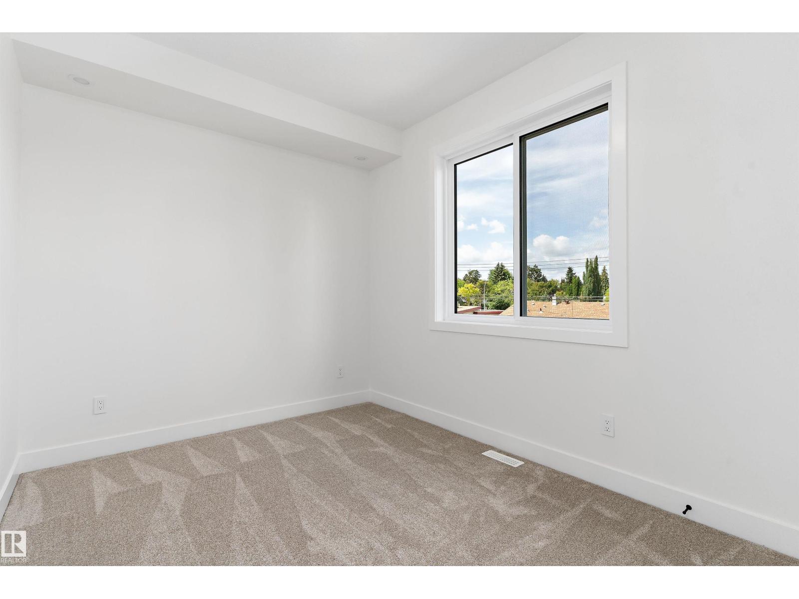 14512 86 Av Nw Property Photo 30