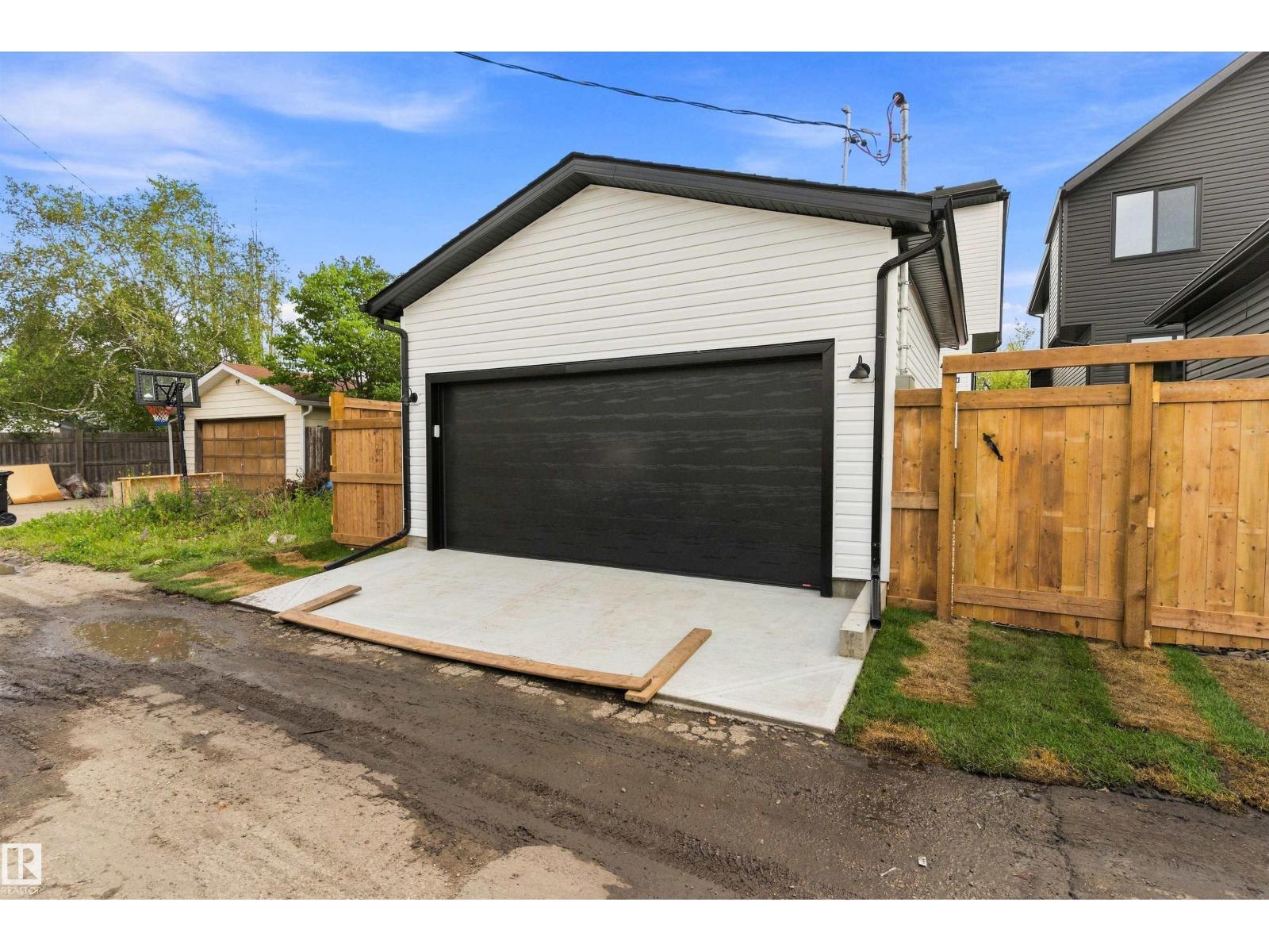 14512 86 Av Nw Property Photo 43