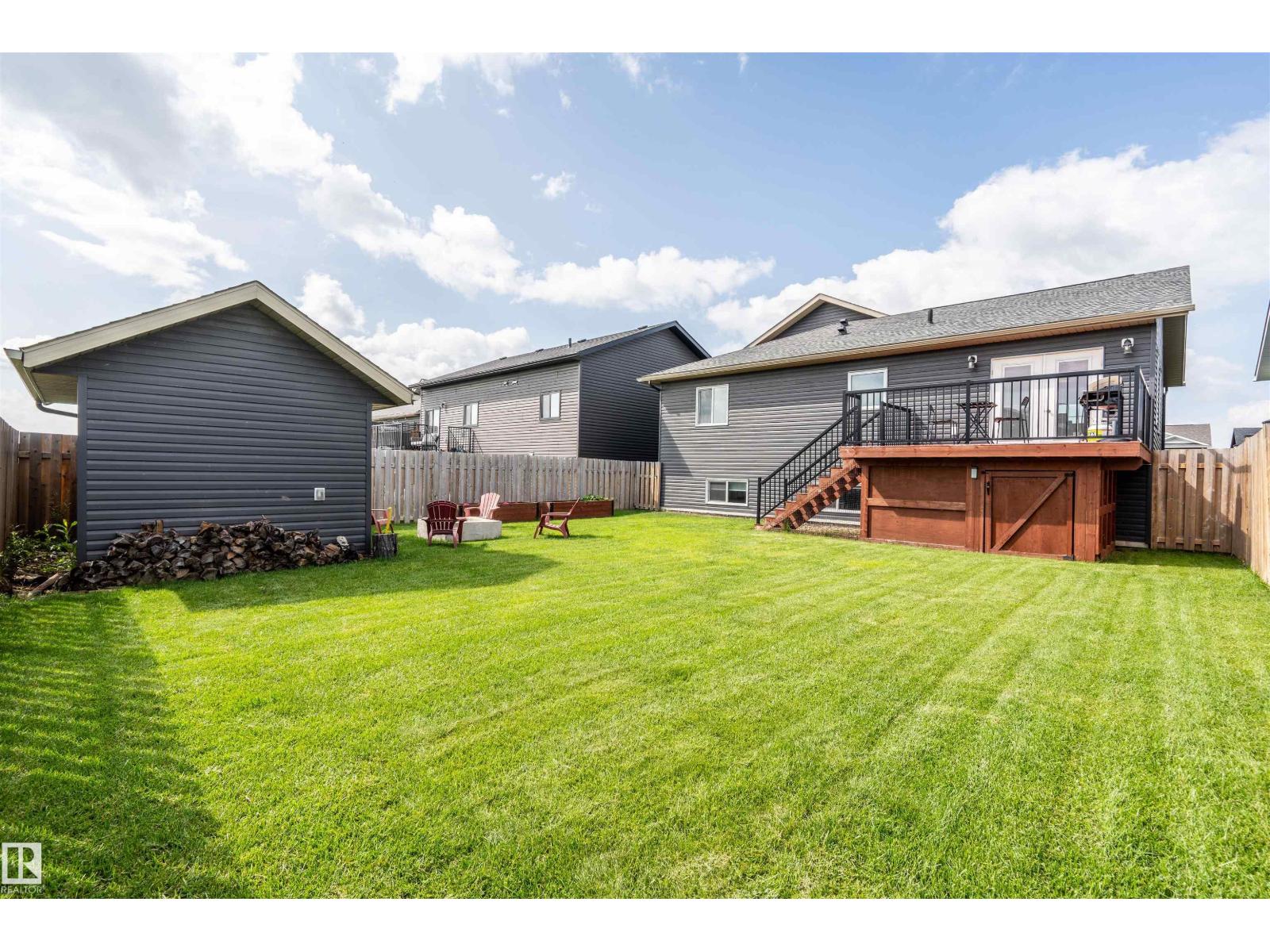 262 Terra Nova Cr Property Photo 36