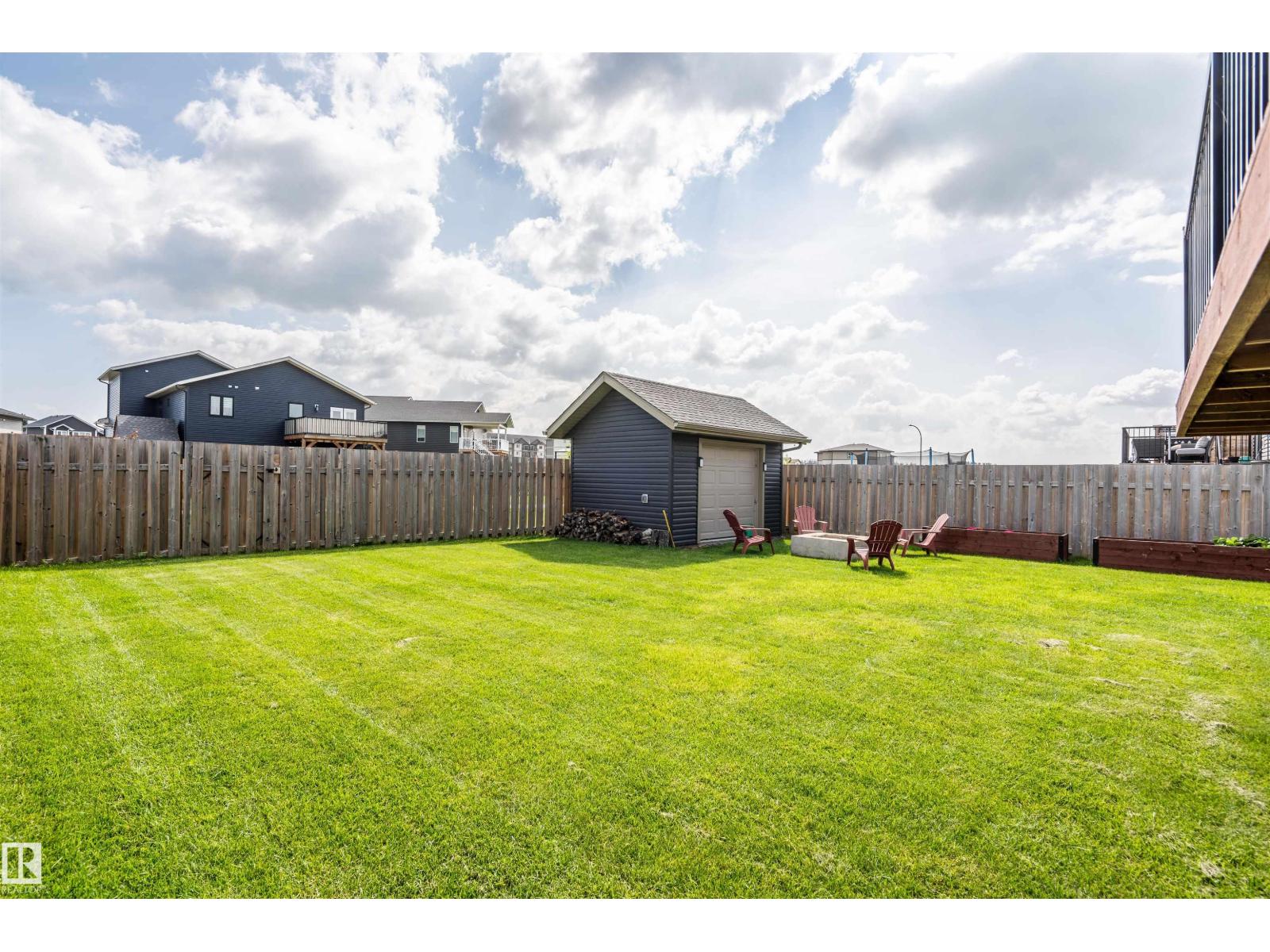 262 Terra Nova Cr Property Photo 37