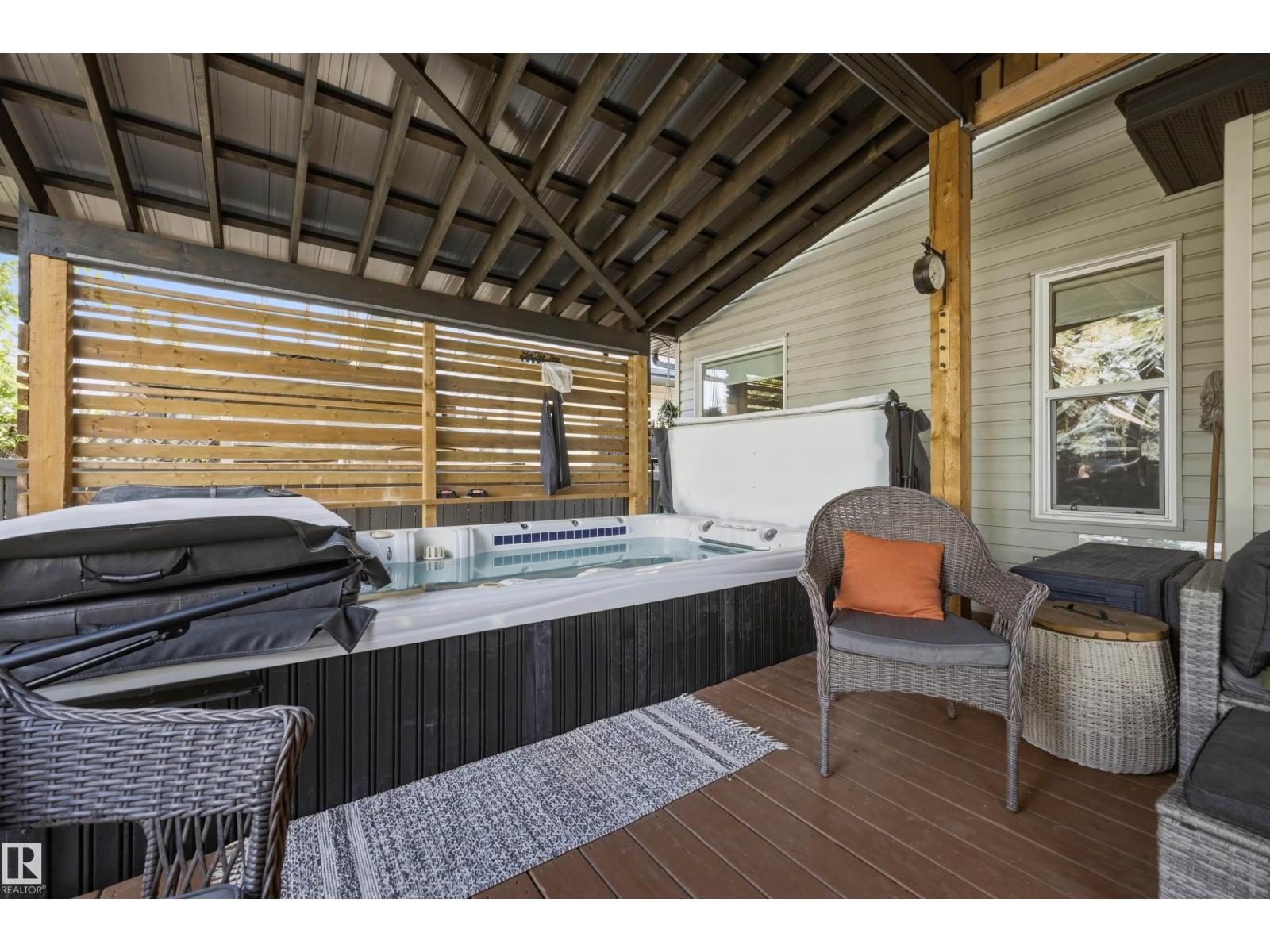 15552 49 St Nw Property Photo 10
