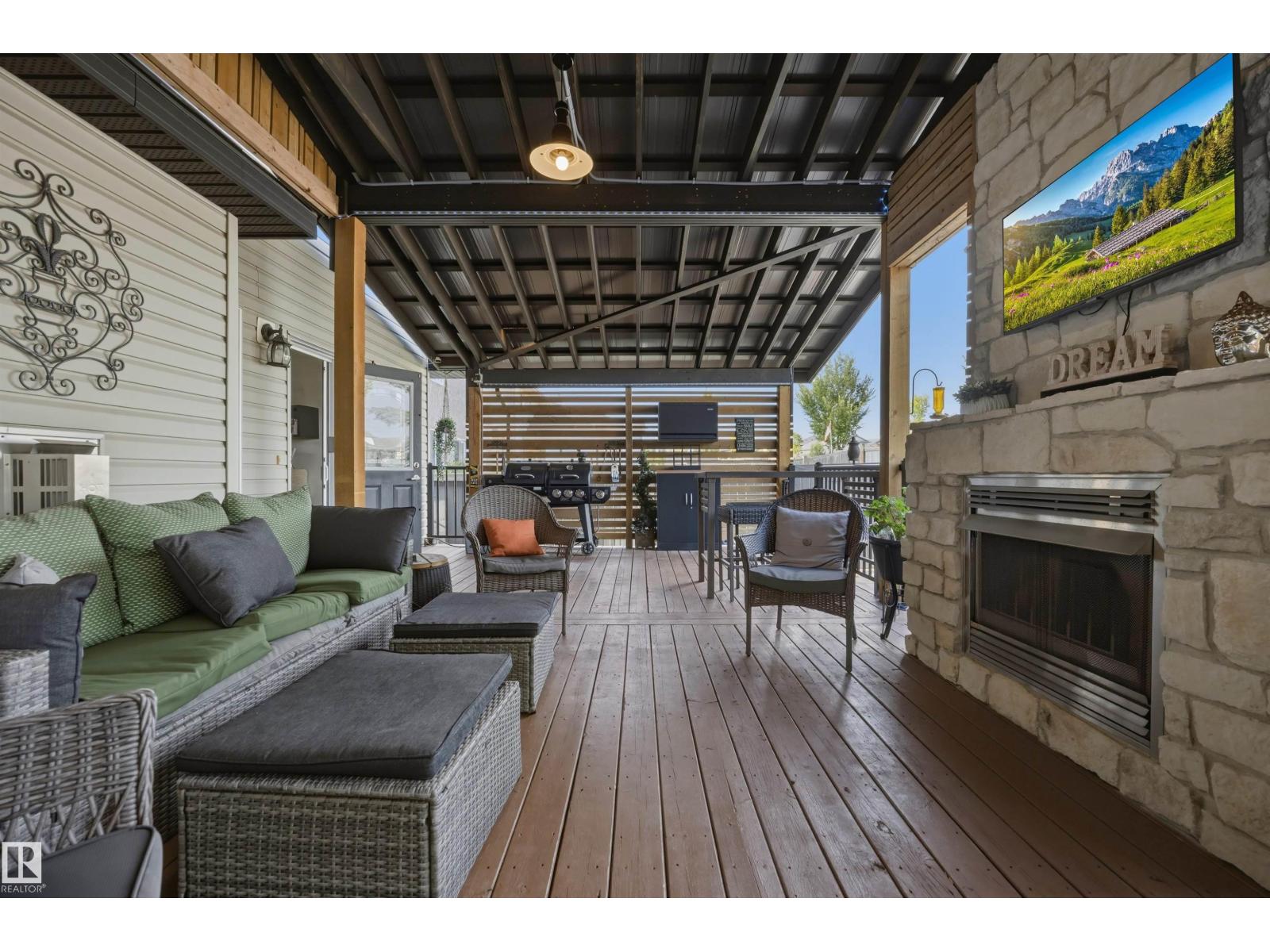 15552 49 St Nw Property Photo 46