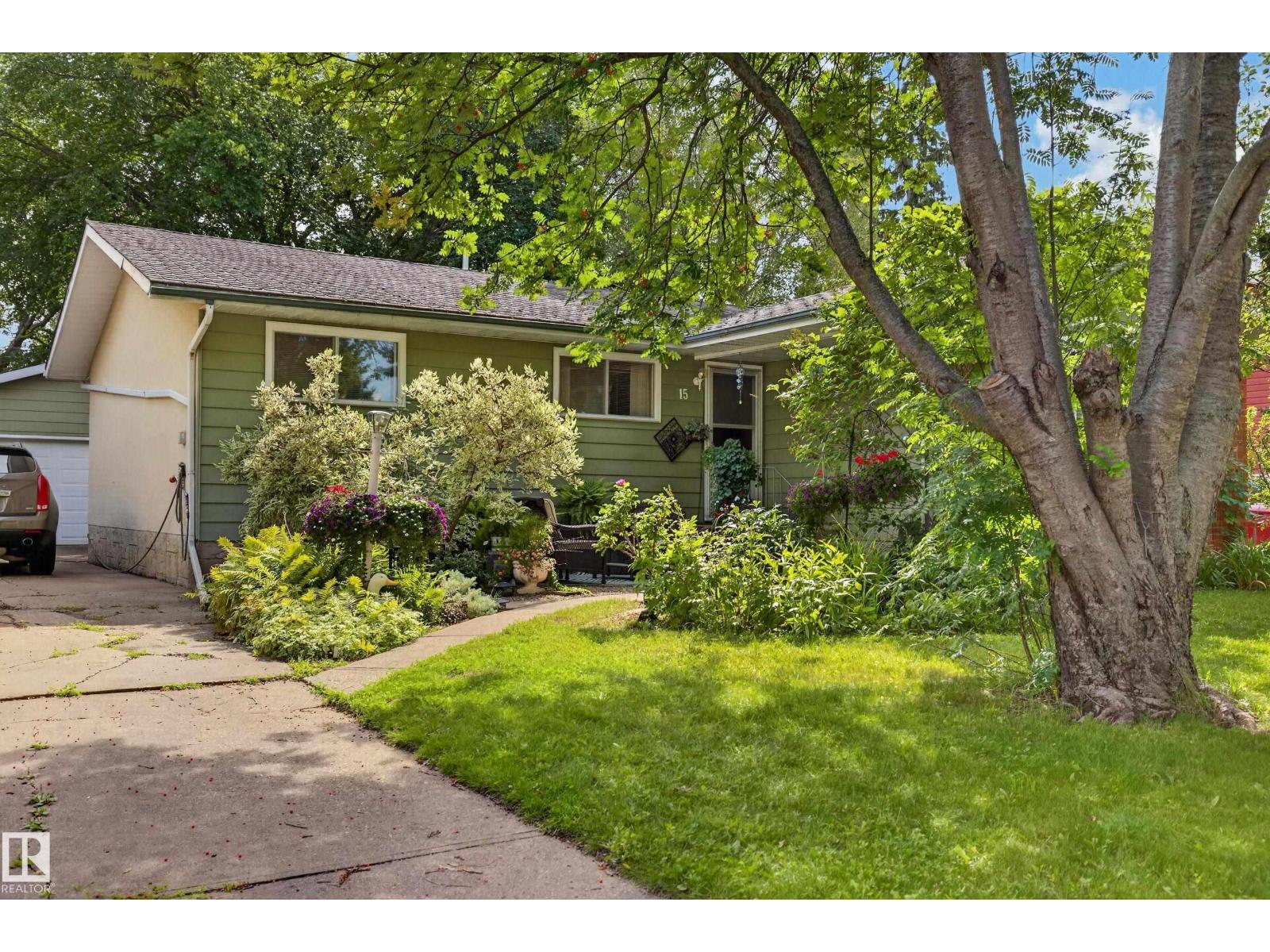 15 Linwood Cr Property Photo 1