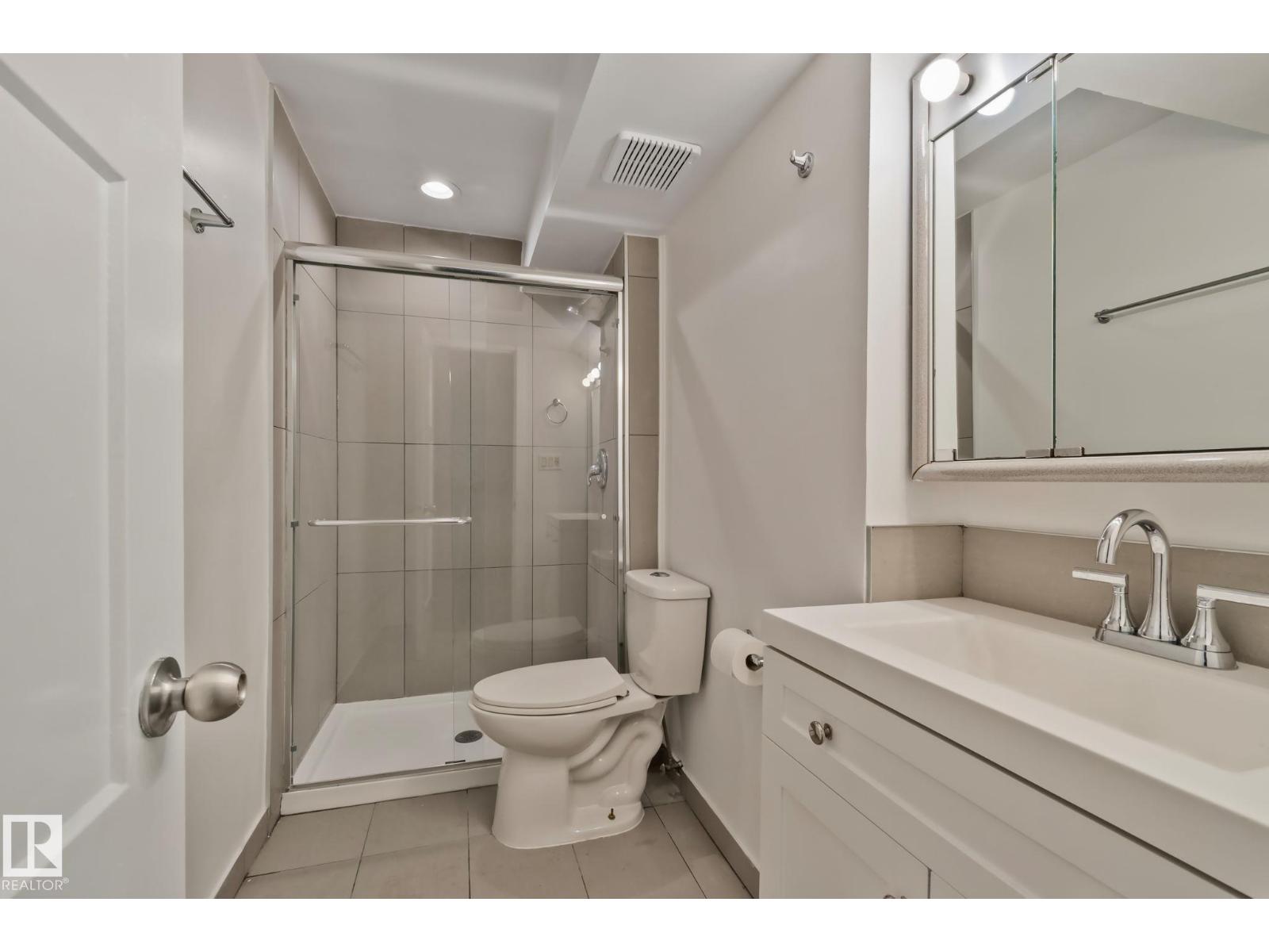 5111 40 Av Nw Property Photo 30
