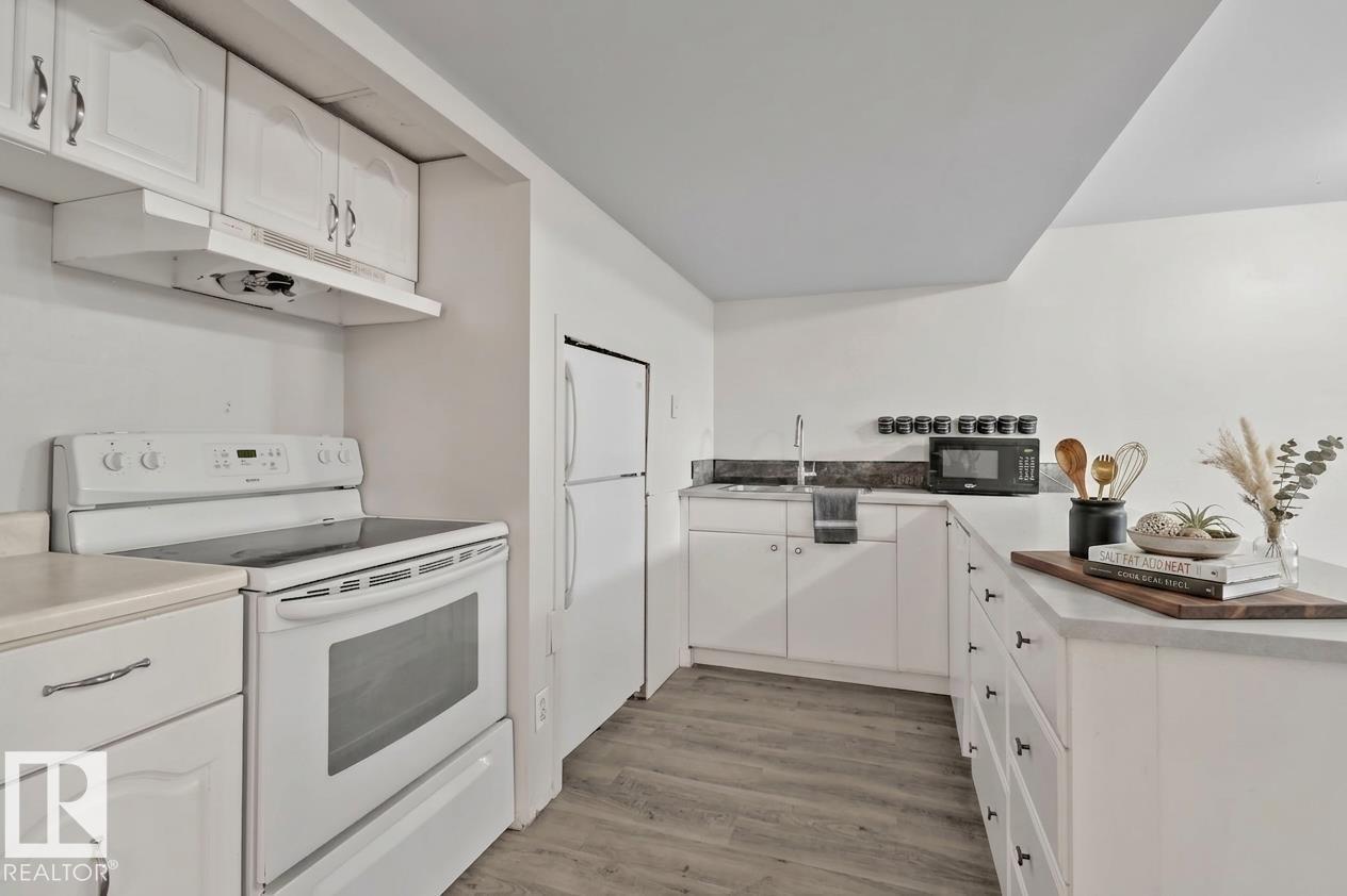 5111 40 Av Nw Property Photo 33