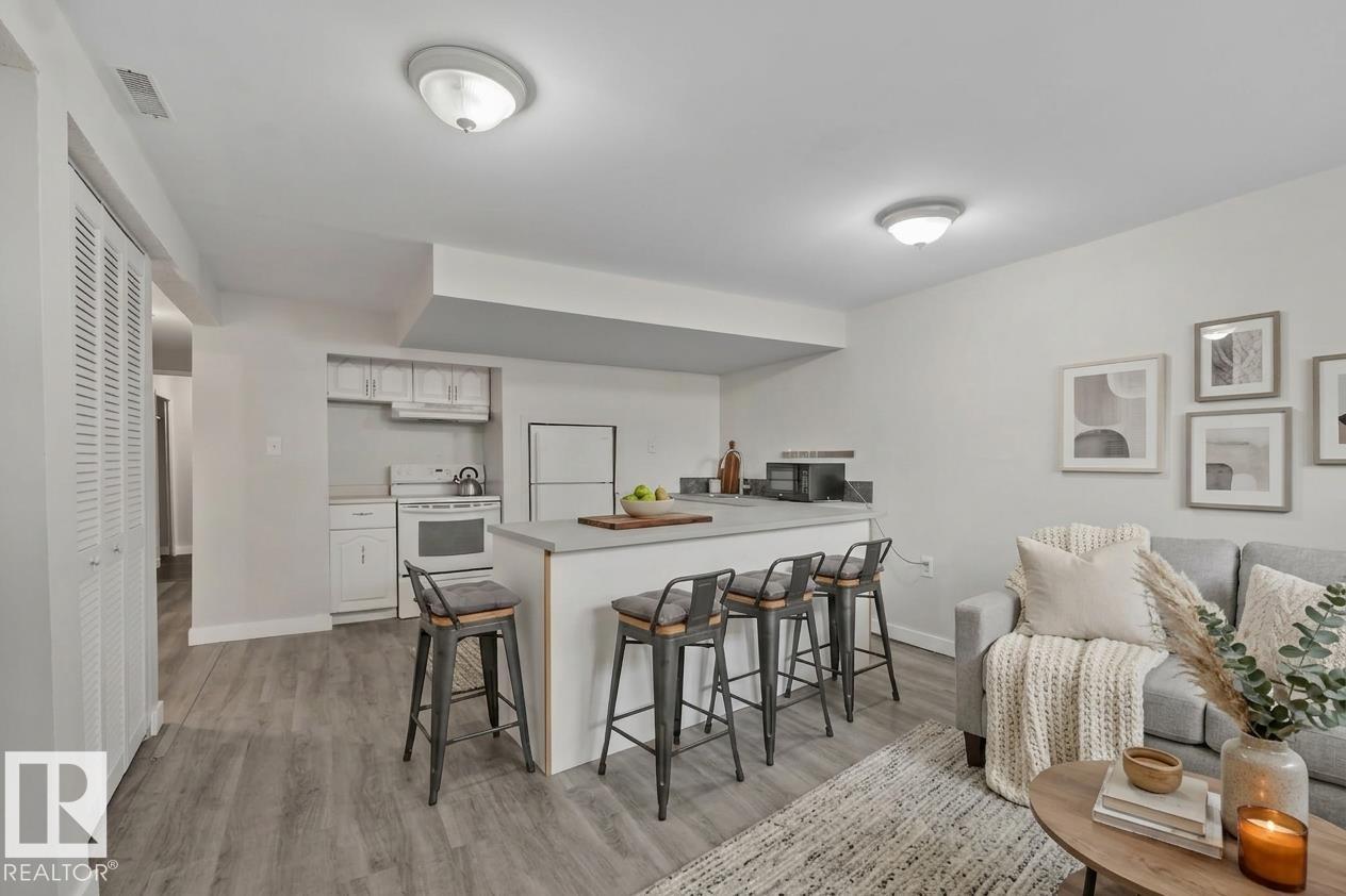 5111 40 Av Nw Property Photo 35