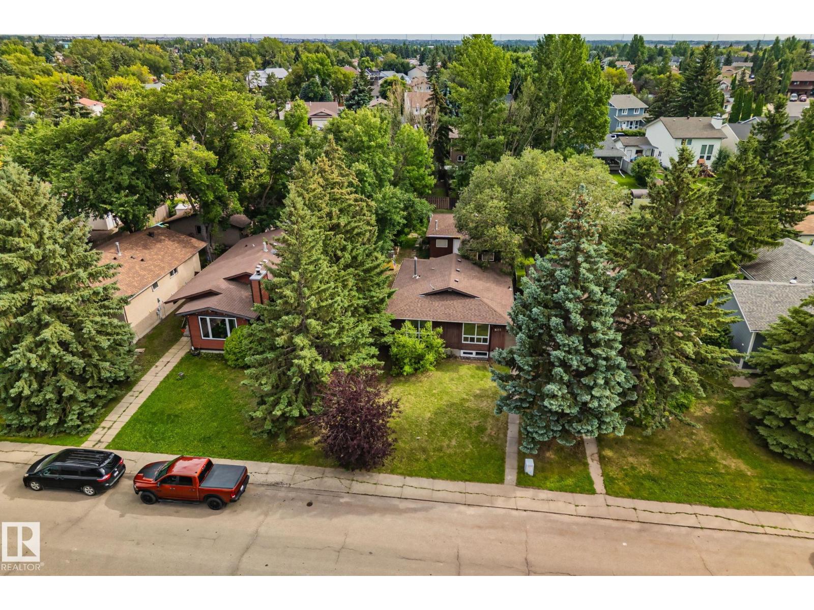5111 40 Av Nw Property Photo 41