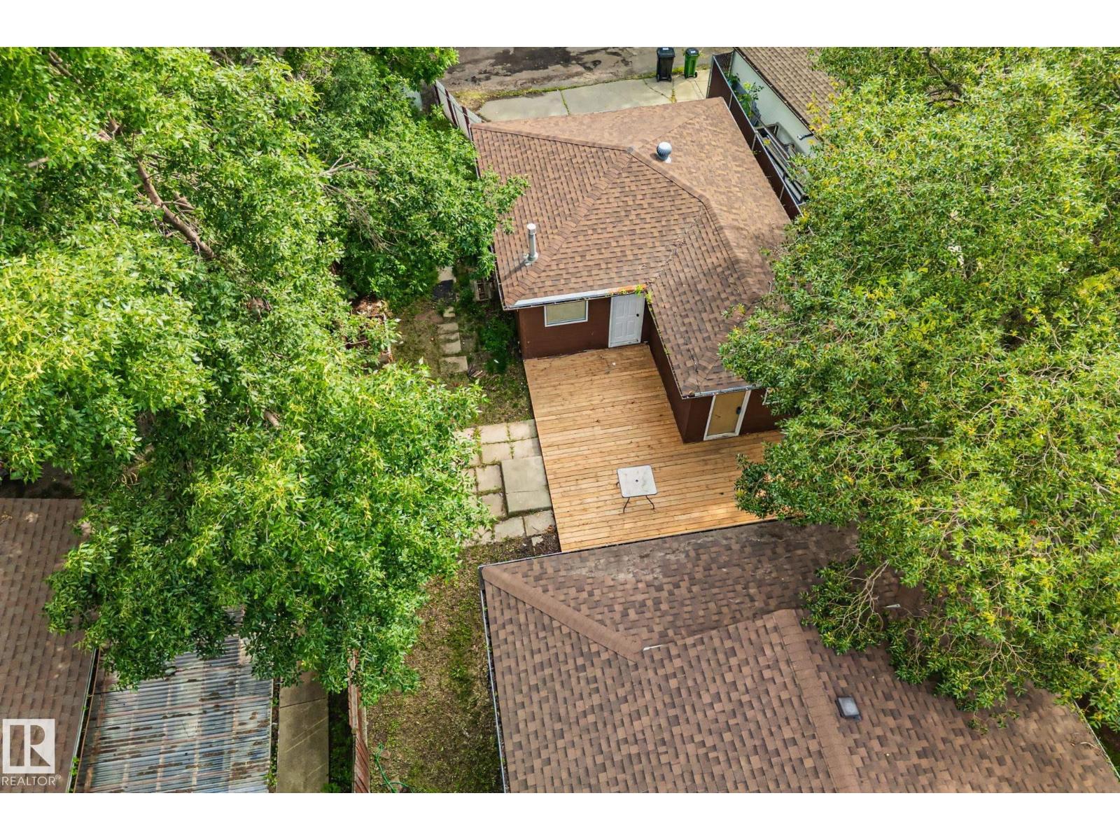 5111 40 Av Nw Property Photo 43