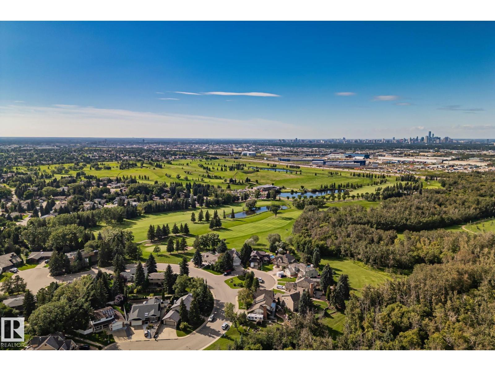 5111 40 Av Nw Property Photo 49