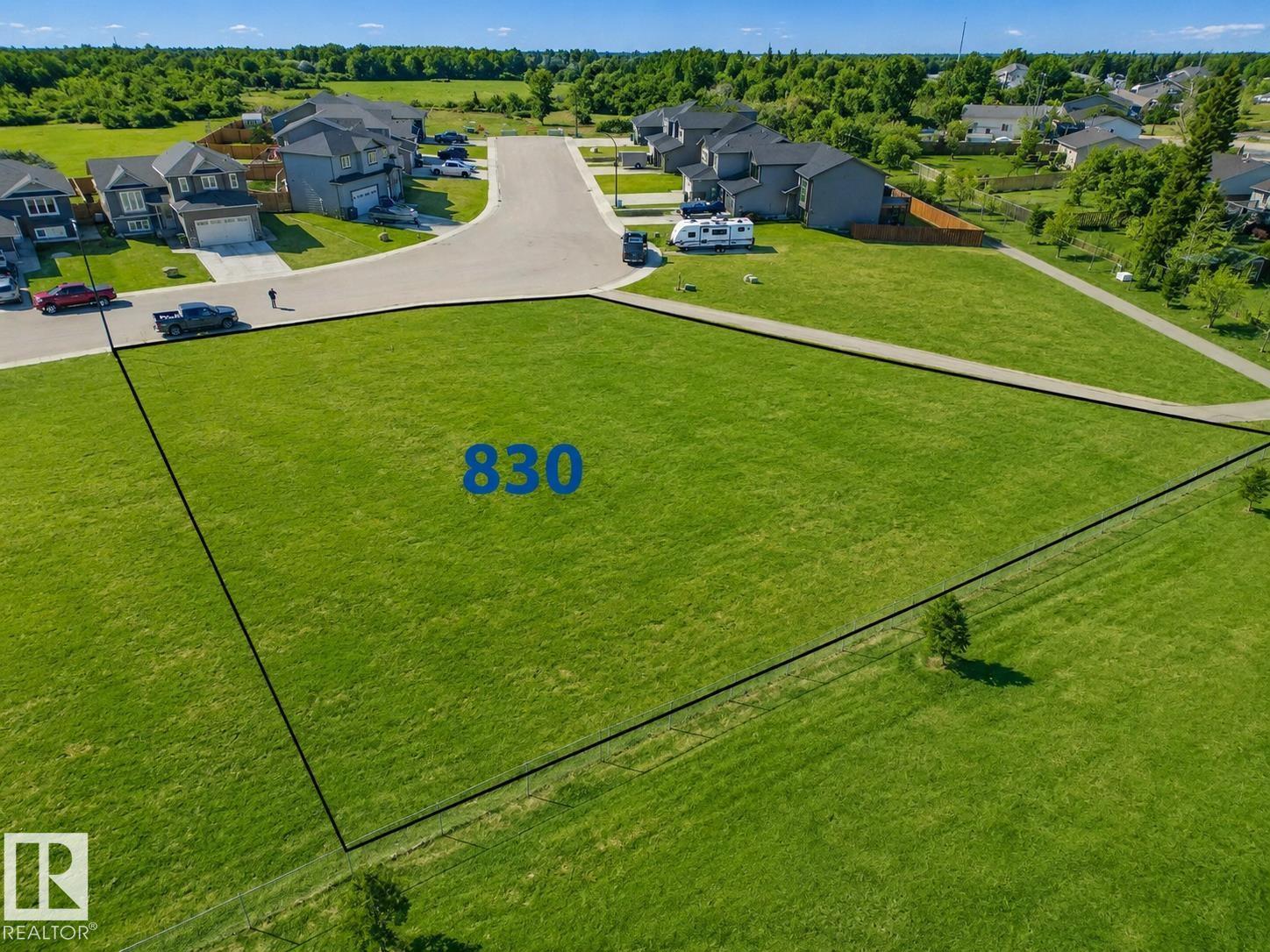 830 Schooner Dr Property Photo 1