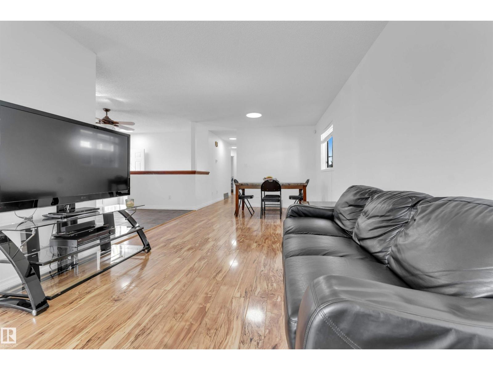 274 Kirkwood Av Nw Property Photo 5