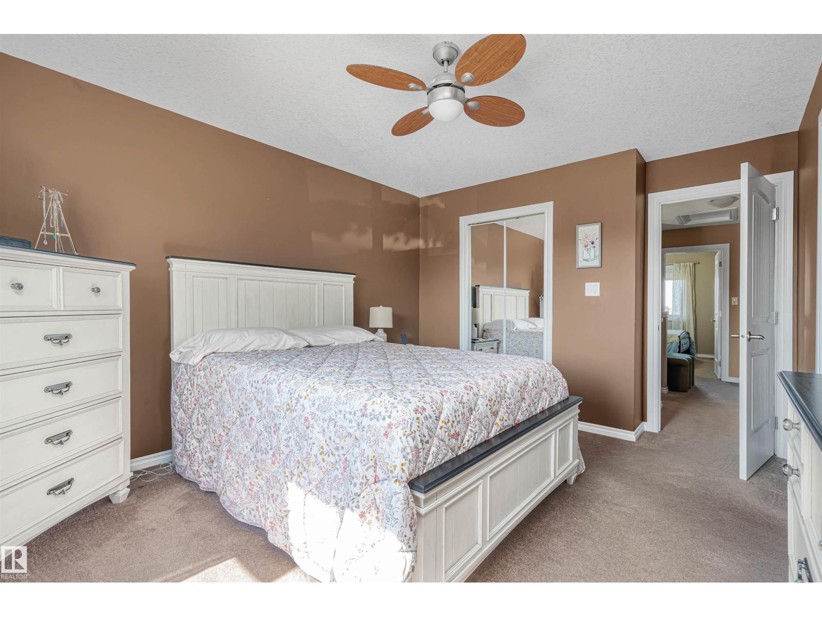 #146 5420 Grant Macewan Bv Property Photo 15